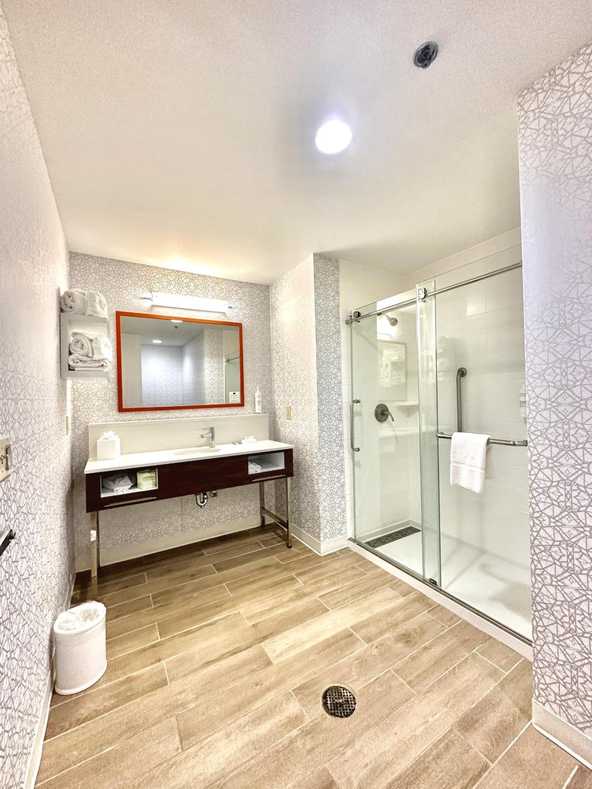 Hampton Inn Baton Rouge - Denham Springs photo 3