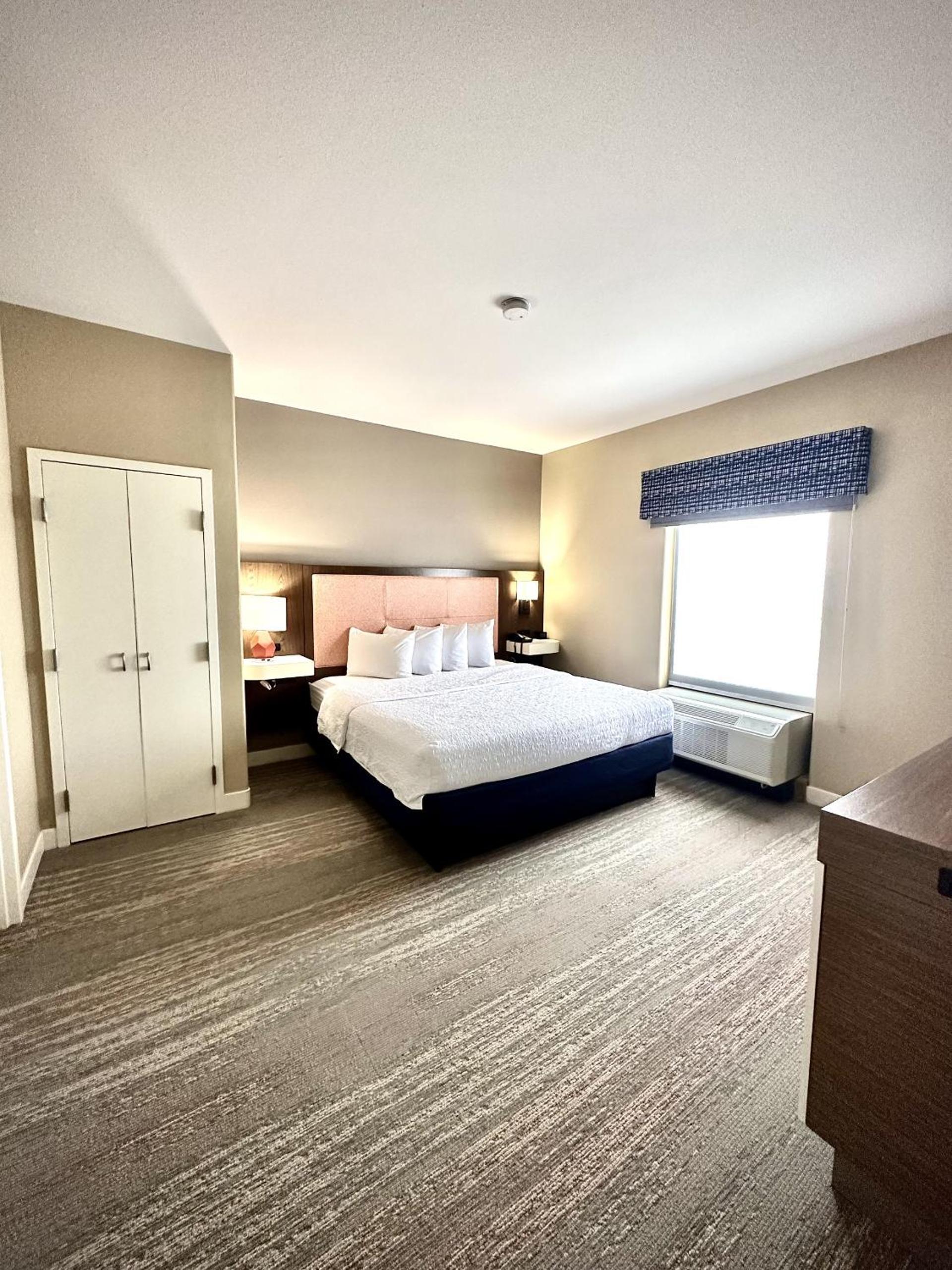 Hampton Inn Baton Rouge - Denham Springs photo 17