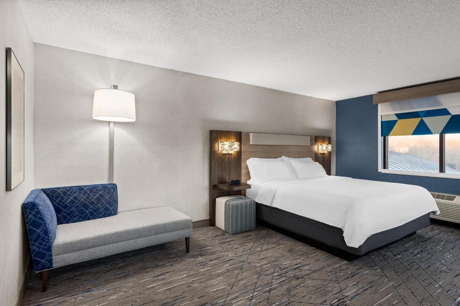 Holiday Inn Express Grove City - Premium Outlet Mall by IHG photo 43