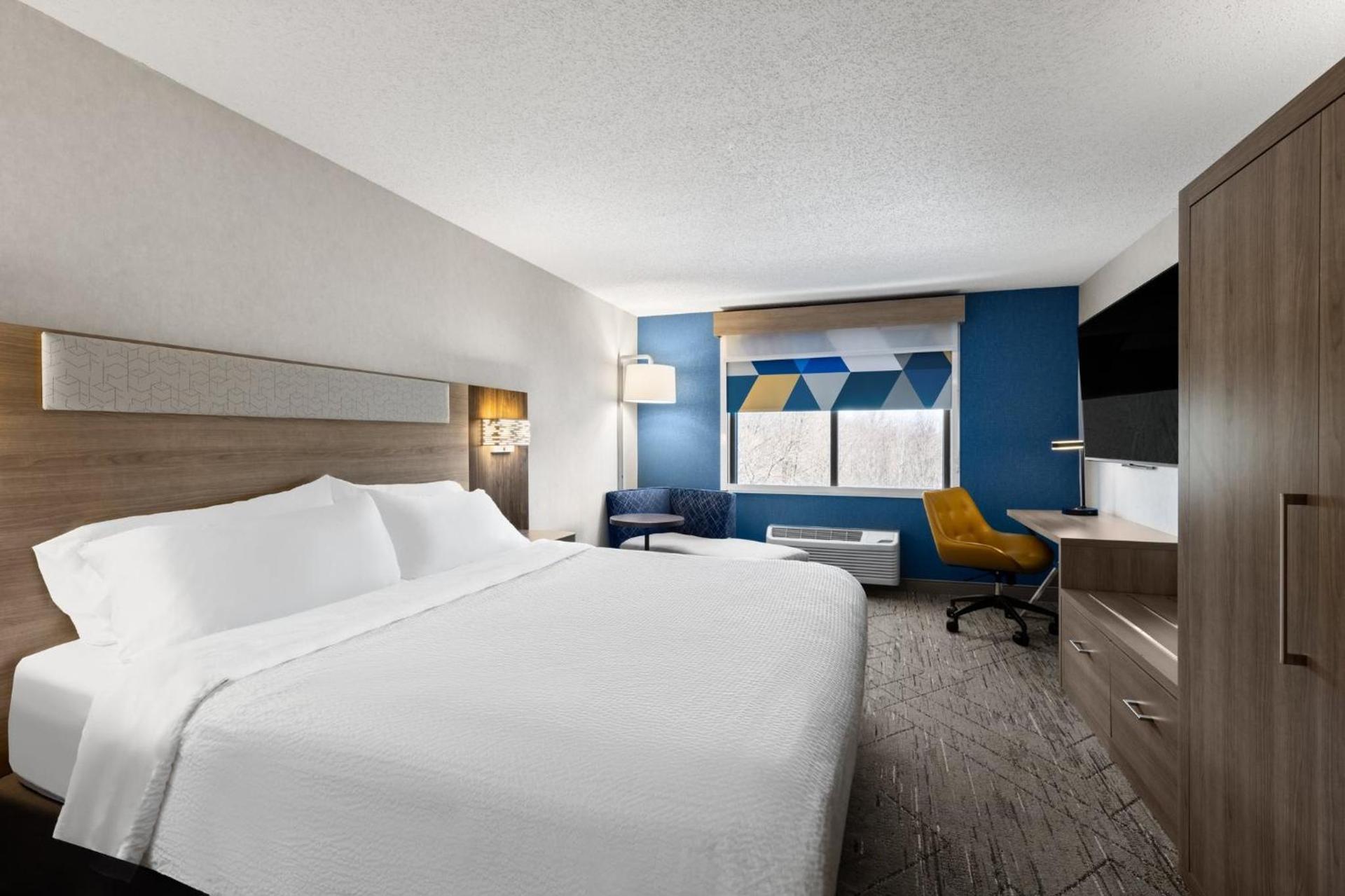 Holiday Inn Express Grove City - Premium Outlet Mall by IHG photo 36