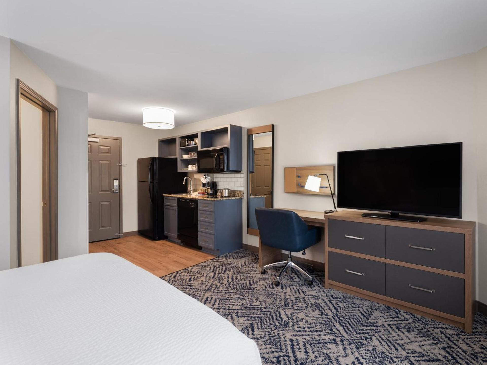Candlewood Suites Radcliff - Fort Knox by IHG photo 49