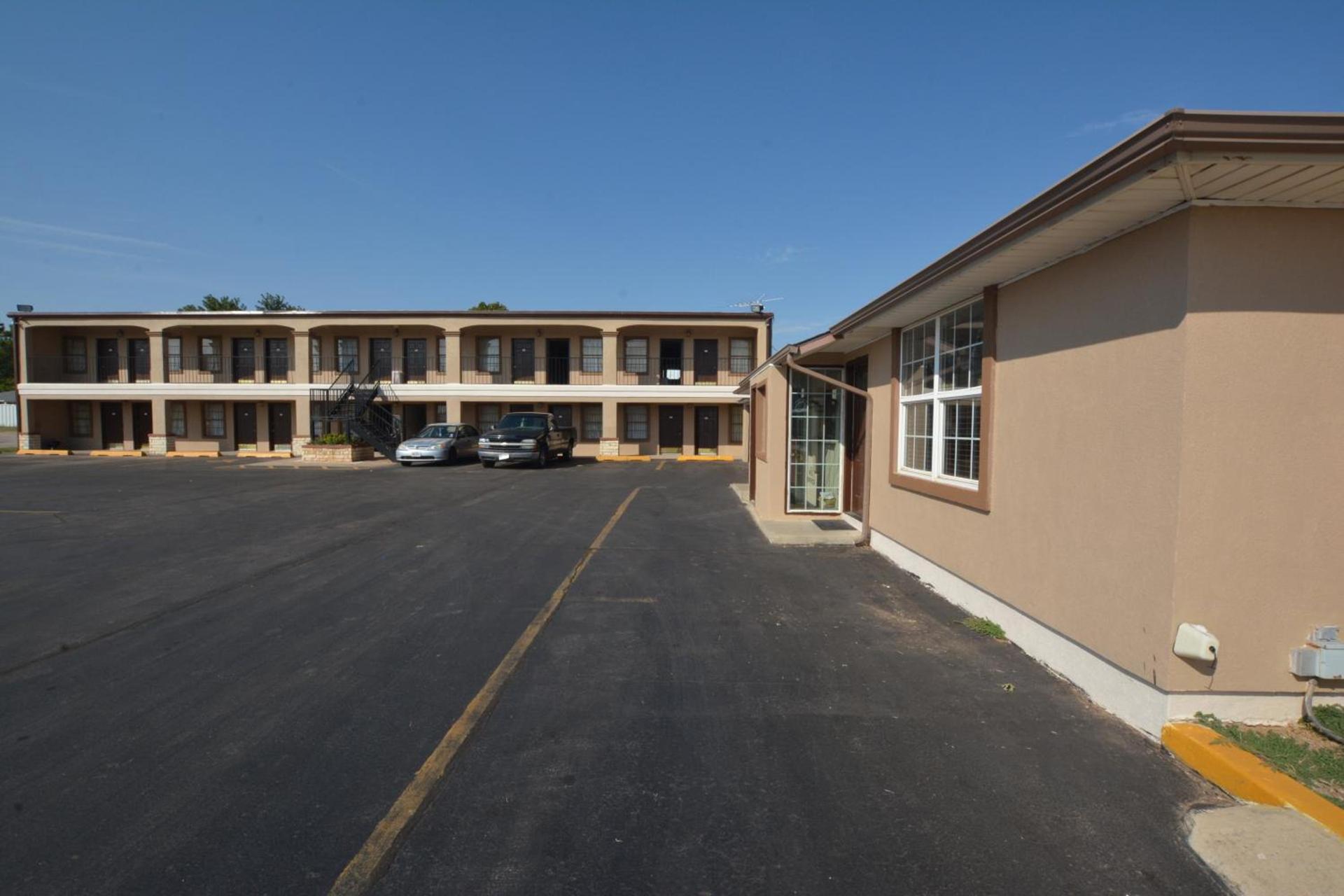 Newcastle Motel photo 4