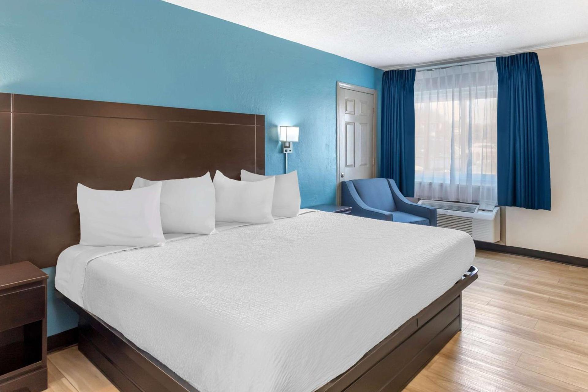 Days Inn by Wyndham Wrightstown McGuire AFB Bordentown photo 25