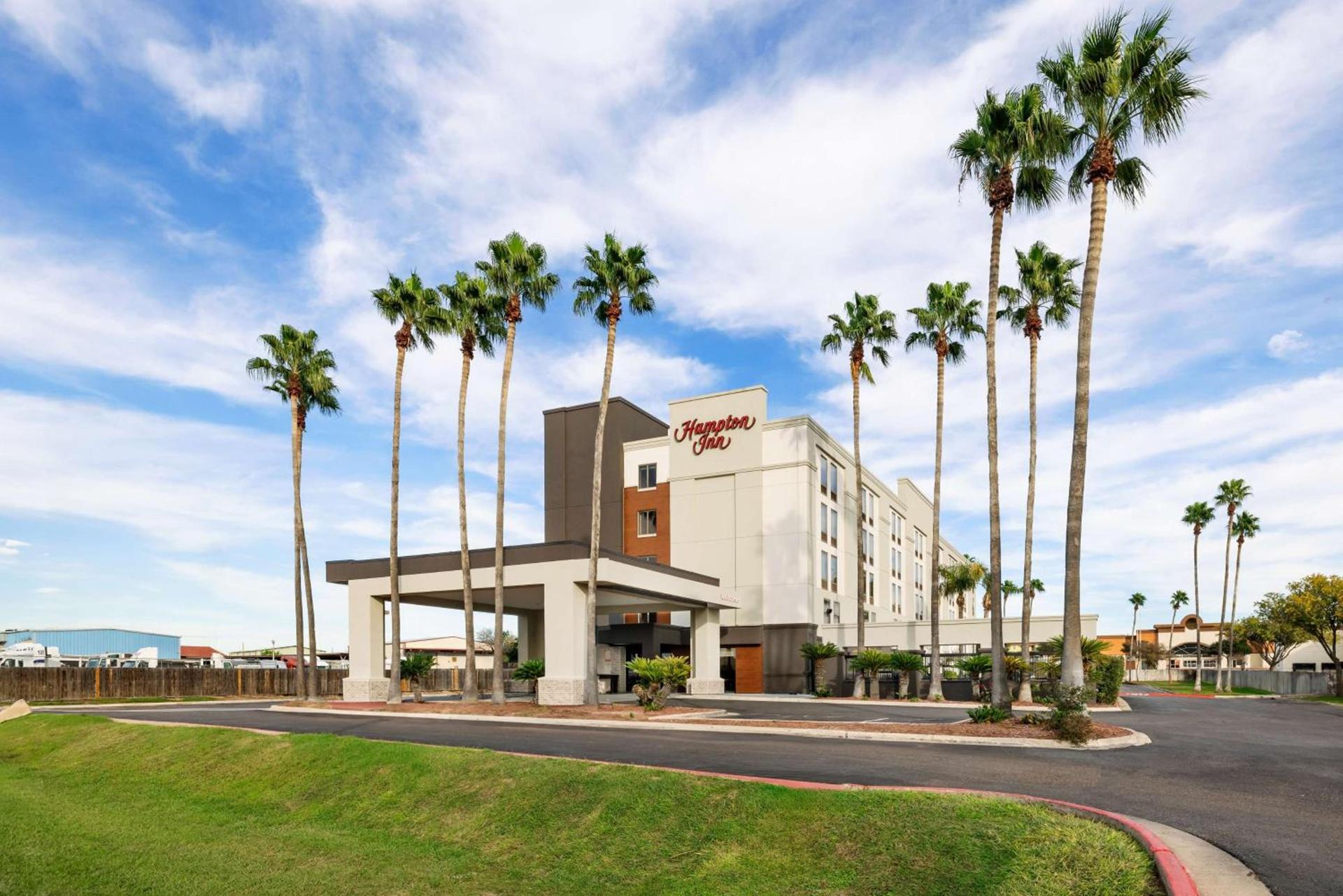 Hampton Inn Laredo photo 1