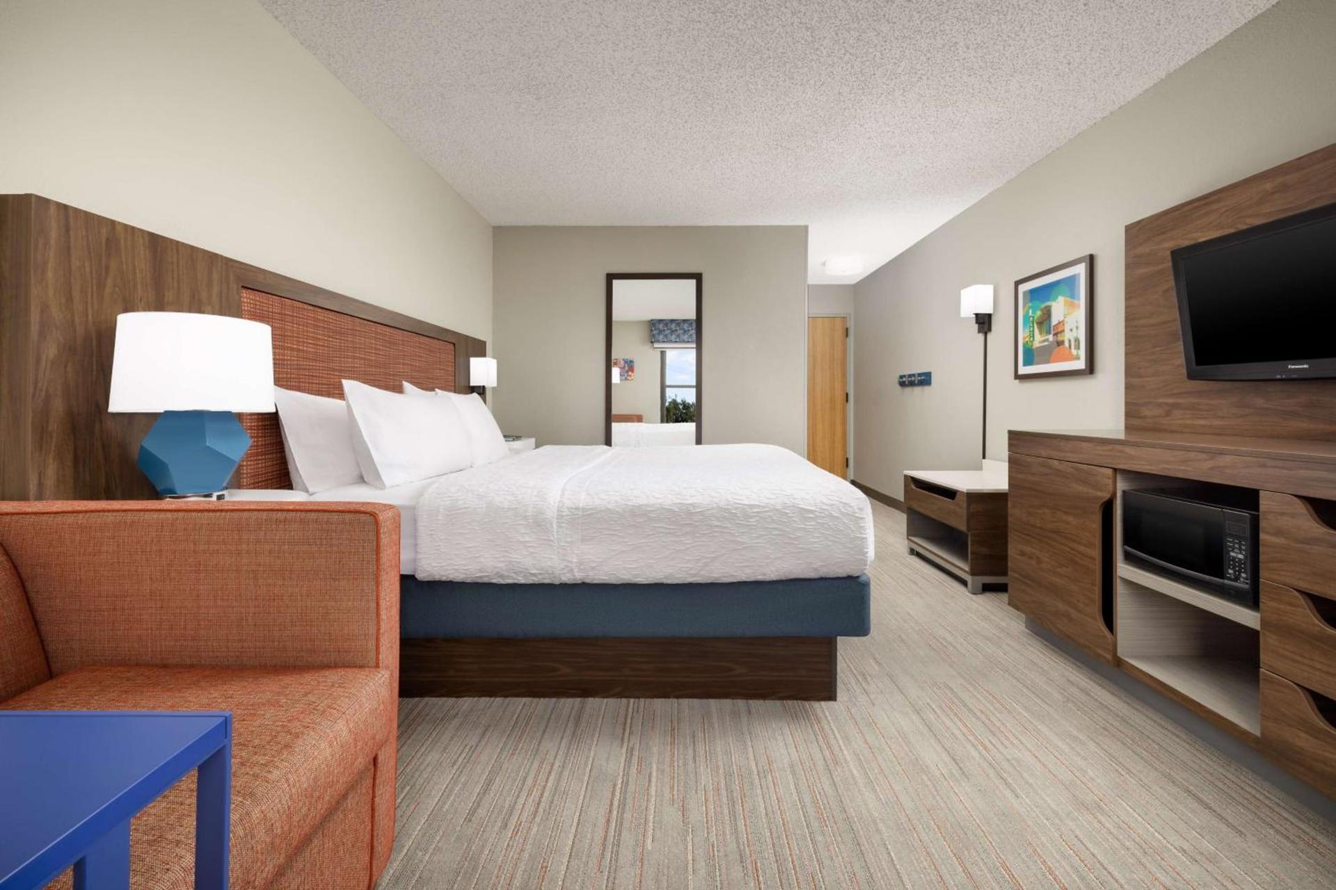Hampton Inn Laredo photo 11