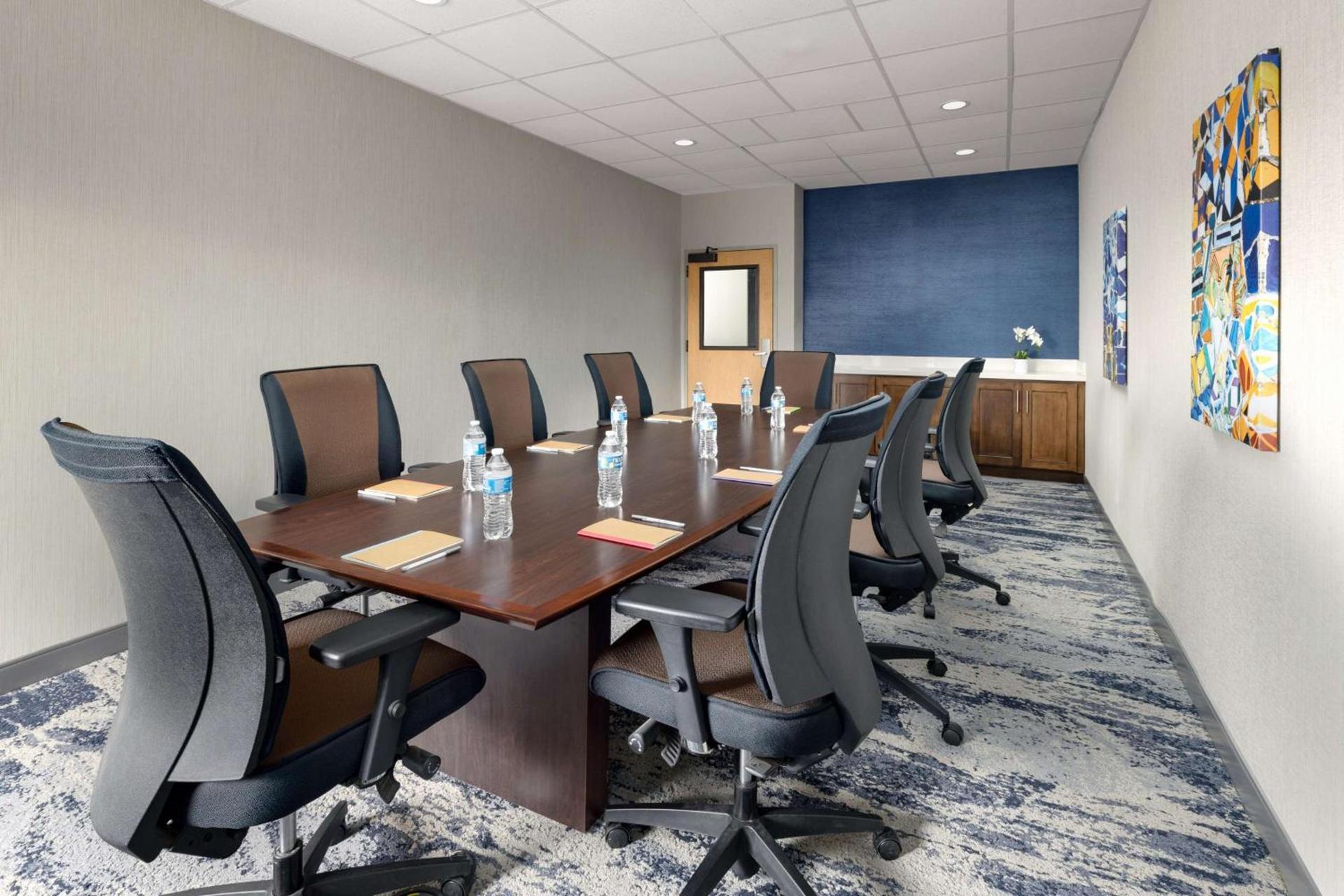 Hampton Inn Laredo photo 6