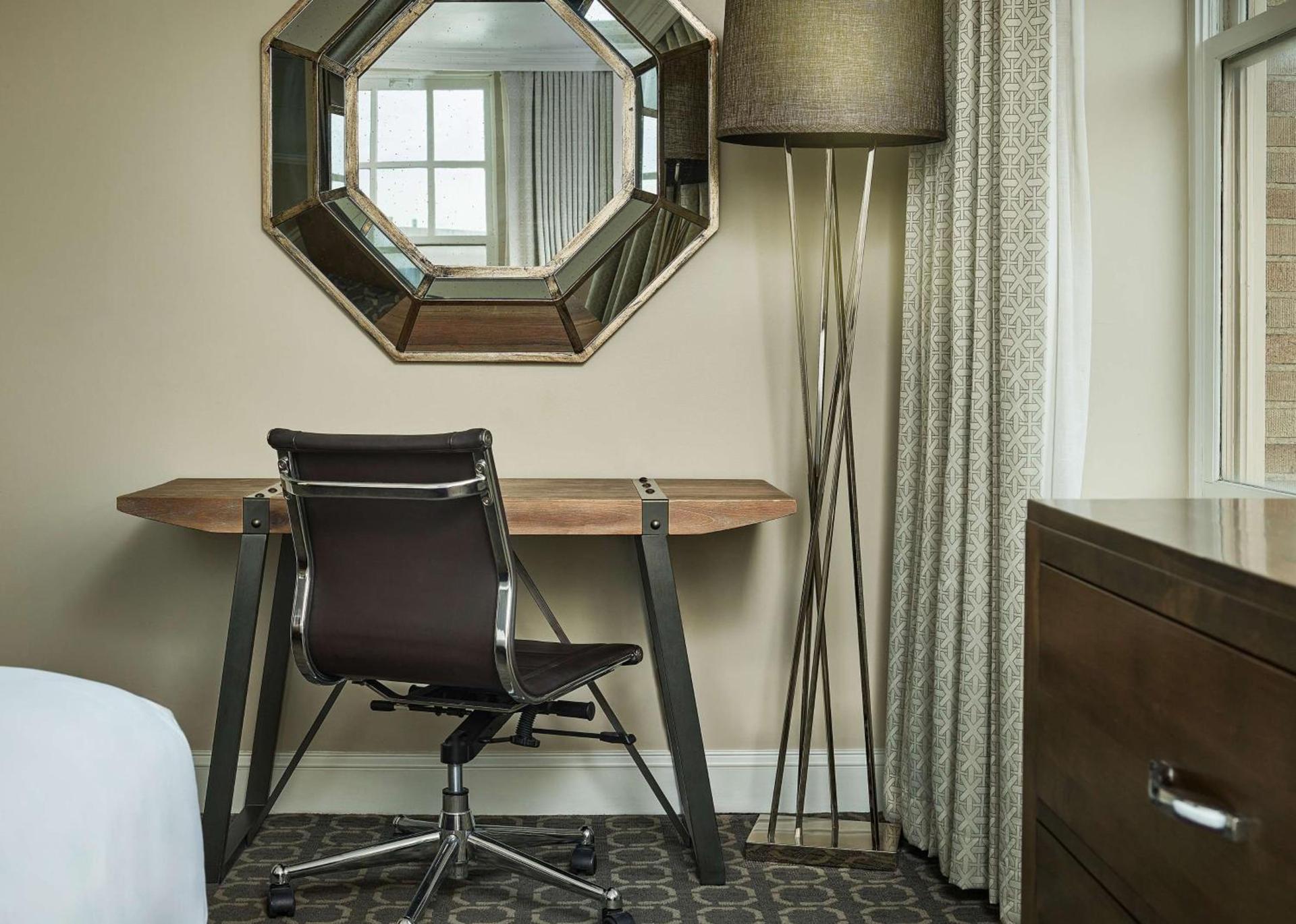 Redmont Hotel Birmingham - Curio Collection by Hilton photo 31