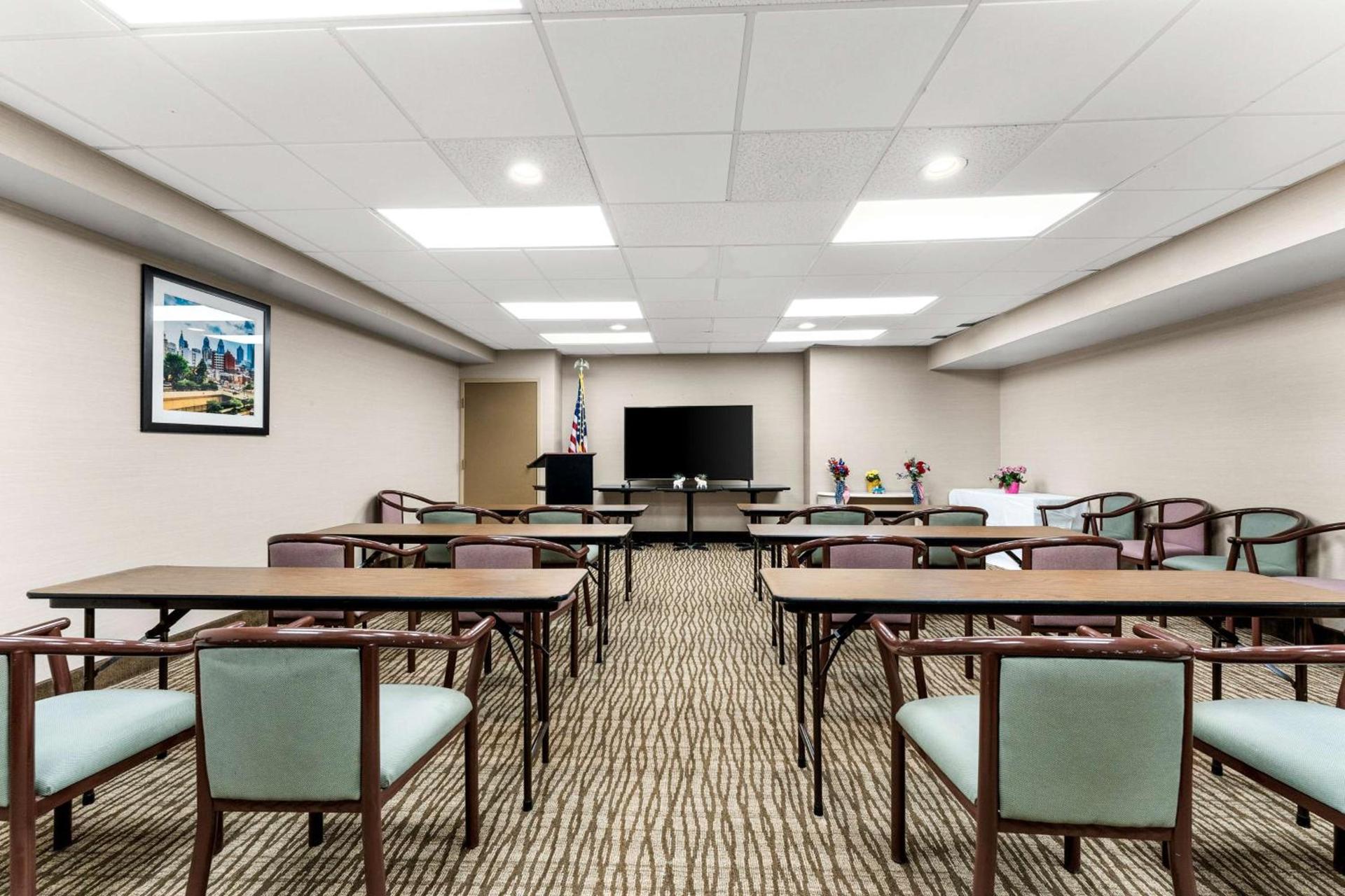 SureStay Plus by Best Western Reading North photo 30