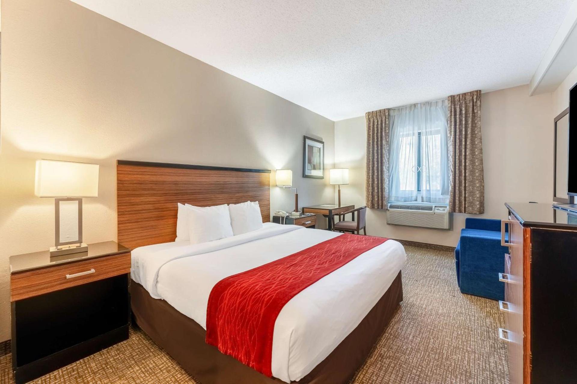 SureStay Plus by Best Western Reading North photo 17