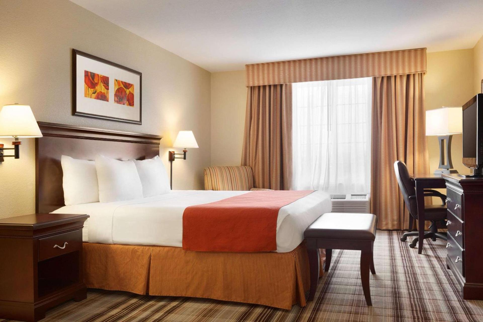 Country Inn & Suites by Radisson, Lexington, VA photo 12