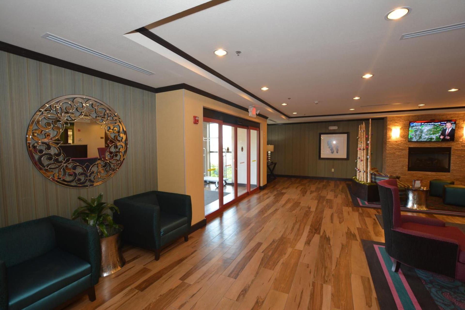 Comfort Inn & Suites Newcastle - Oklahoma City photo 12