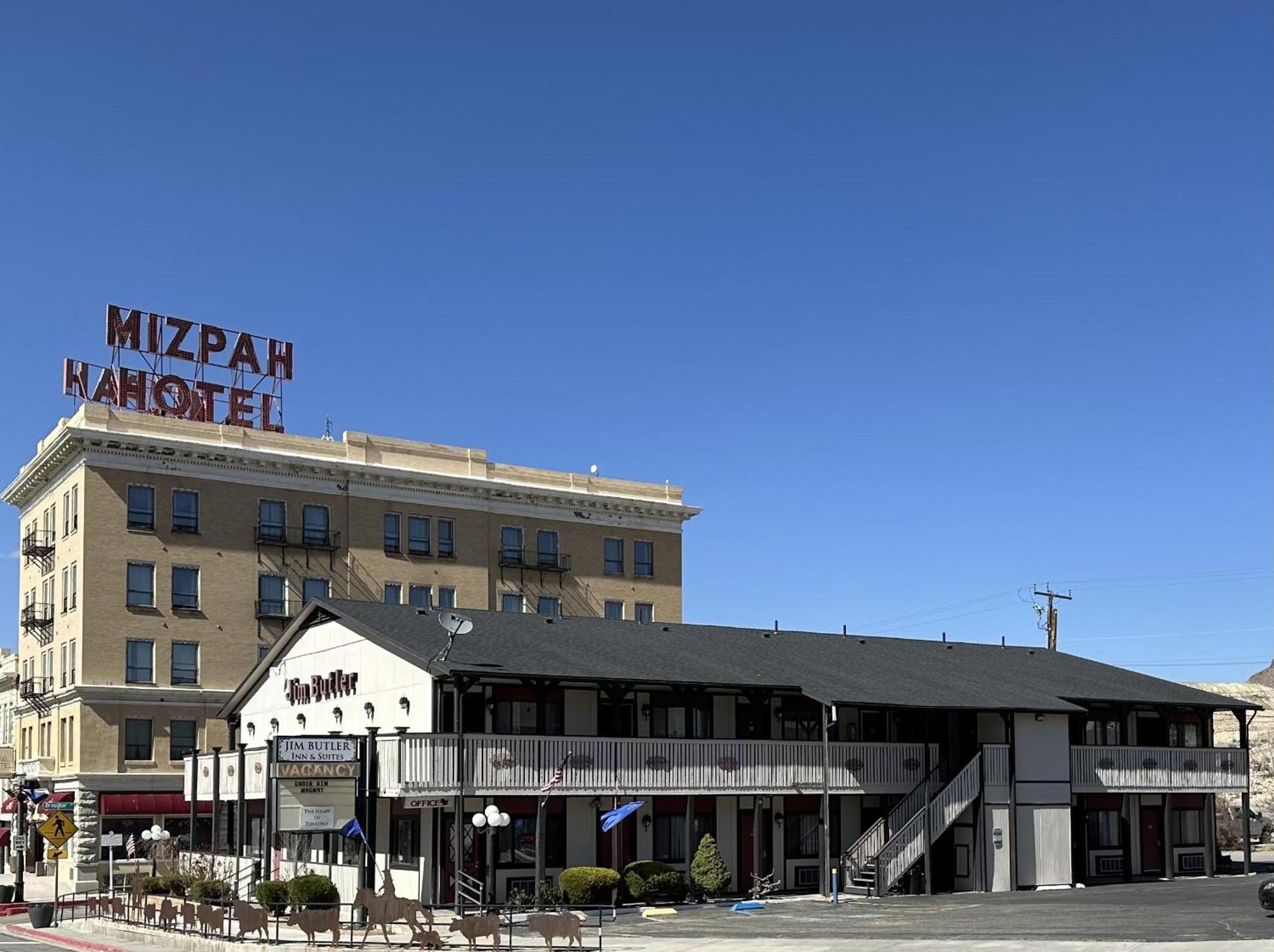 Jim Butler Inn & Suites photo 2
