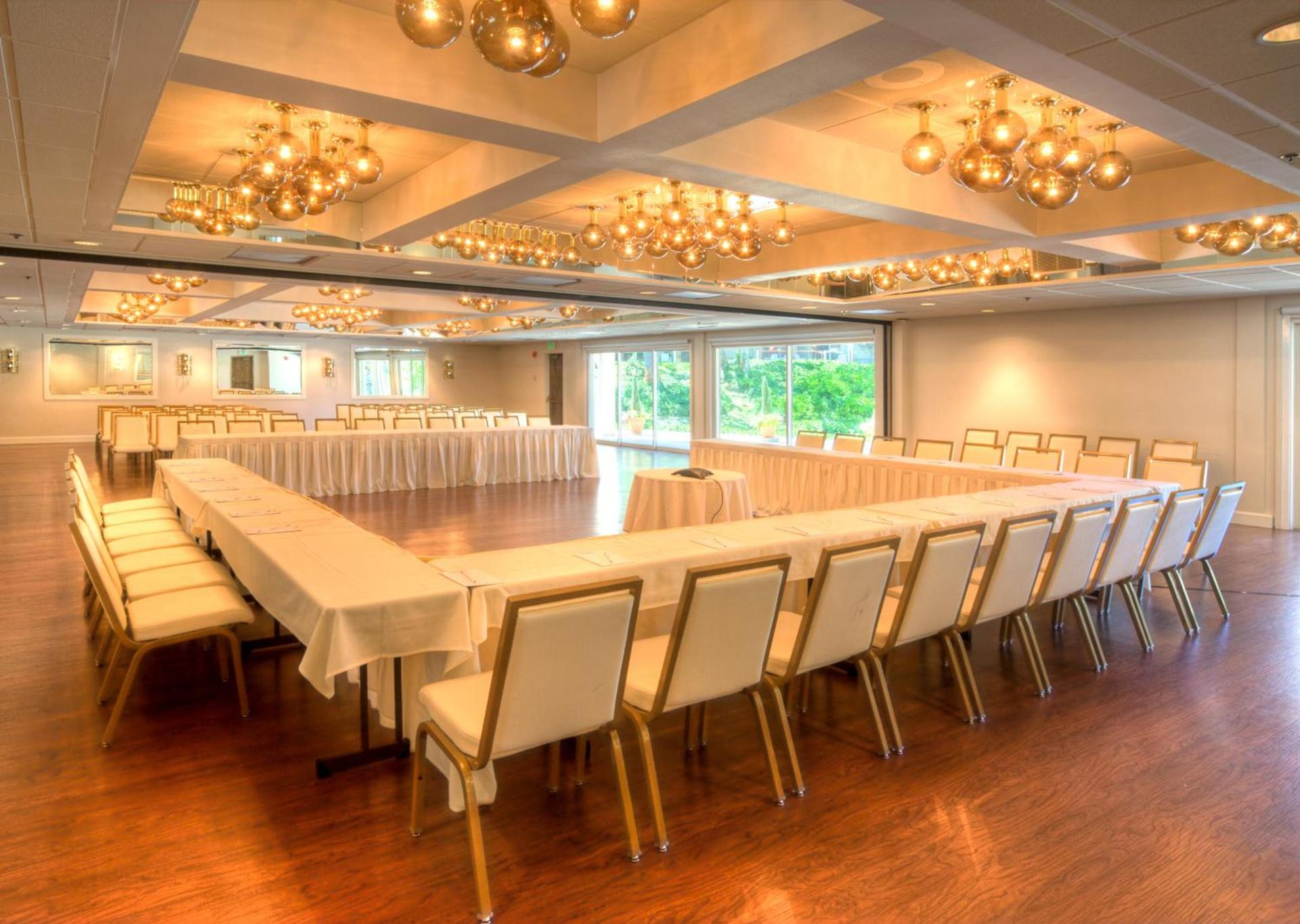 Ashland Hills Hotel & Suites photo 14