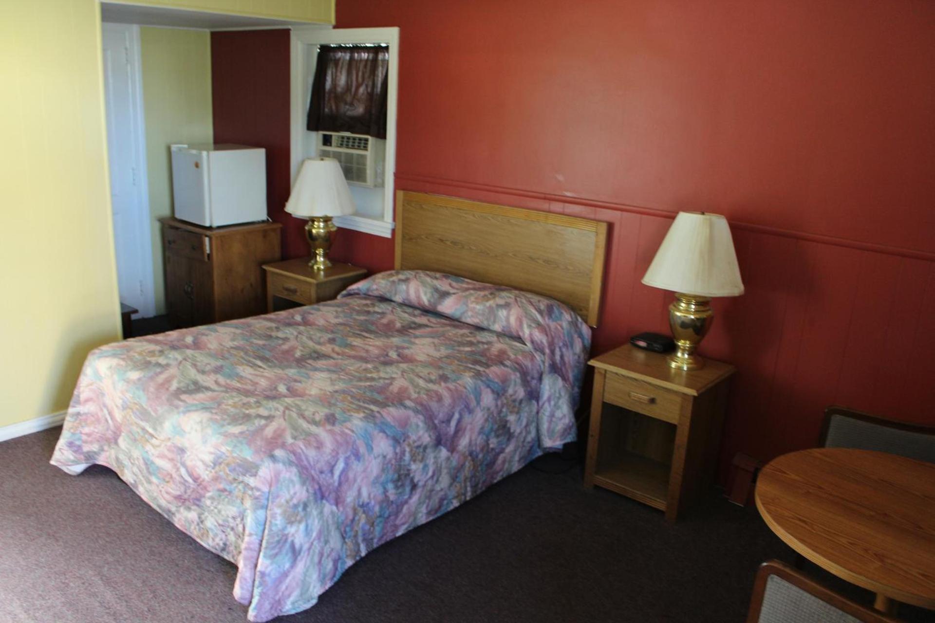 Crest Motel photo 6