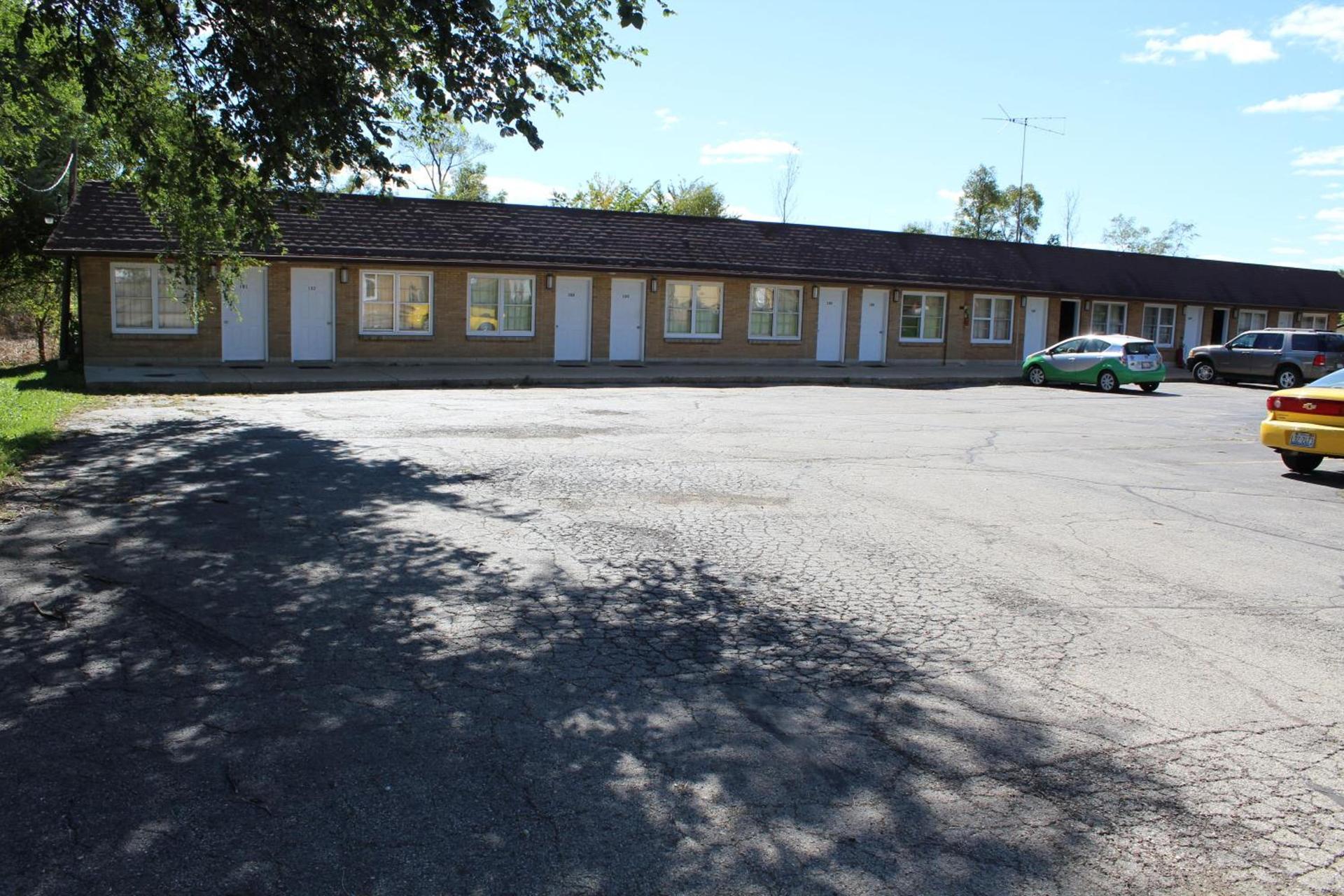 Crest Motel photo 1