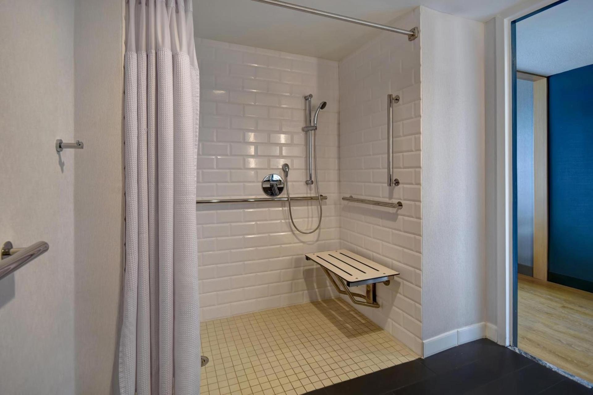 Four Points by Sheraton Boston Newton photo 45