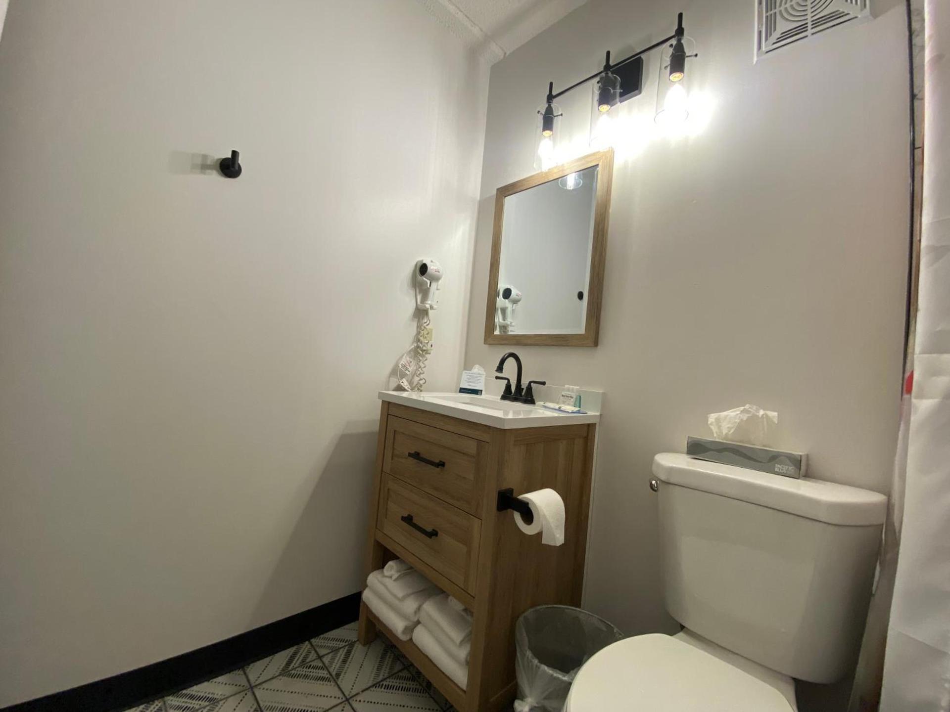 Quality Inn Rhinelander photo 41