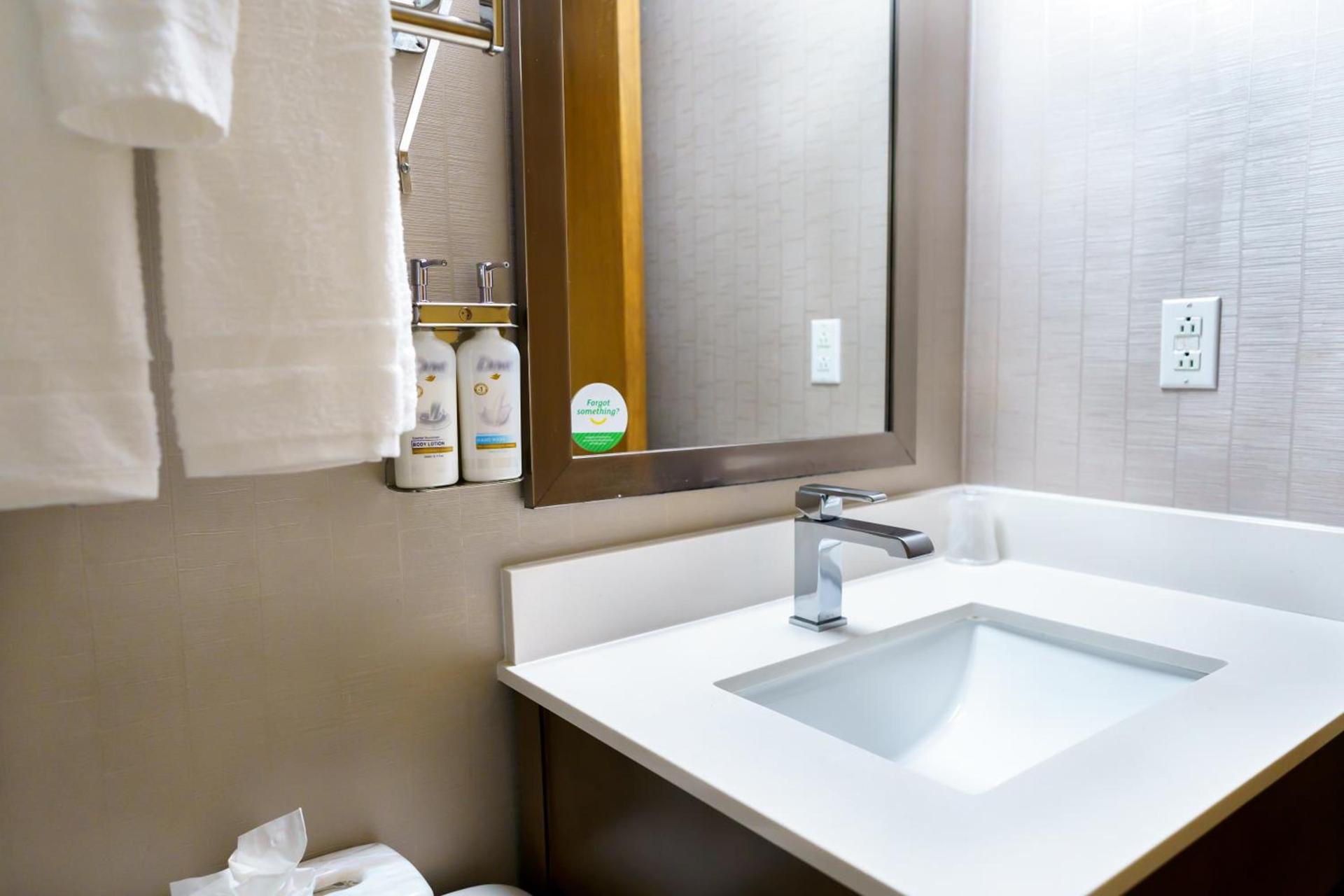 Iris Hotel Cape Cod photo 31