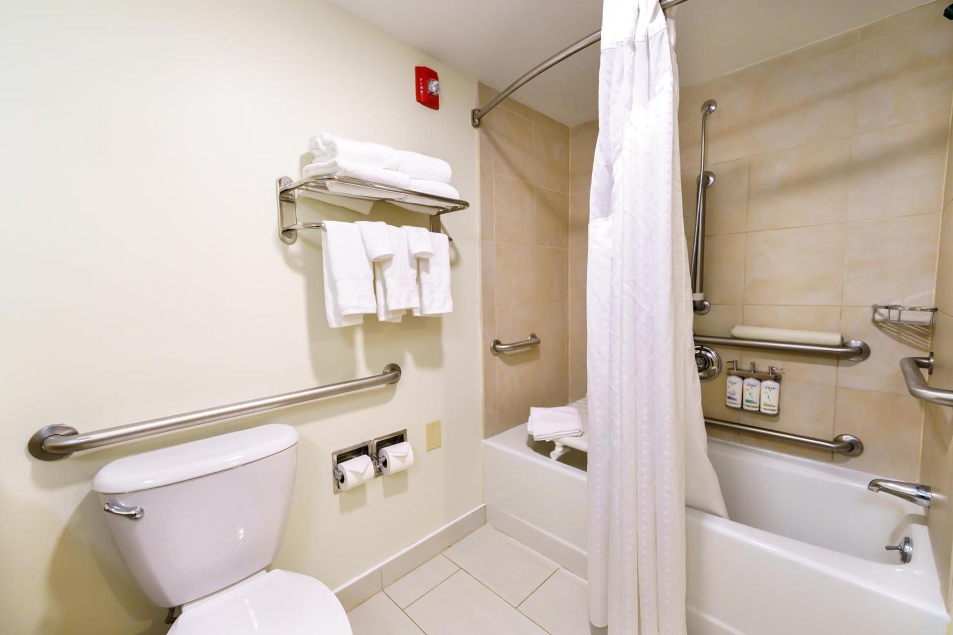 Iris Hotel Cape Cod photo 32
