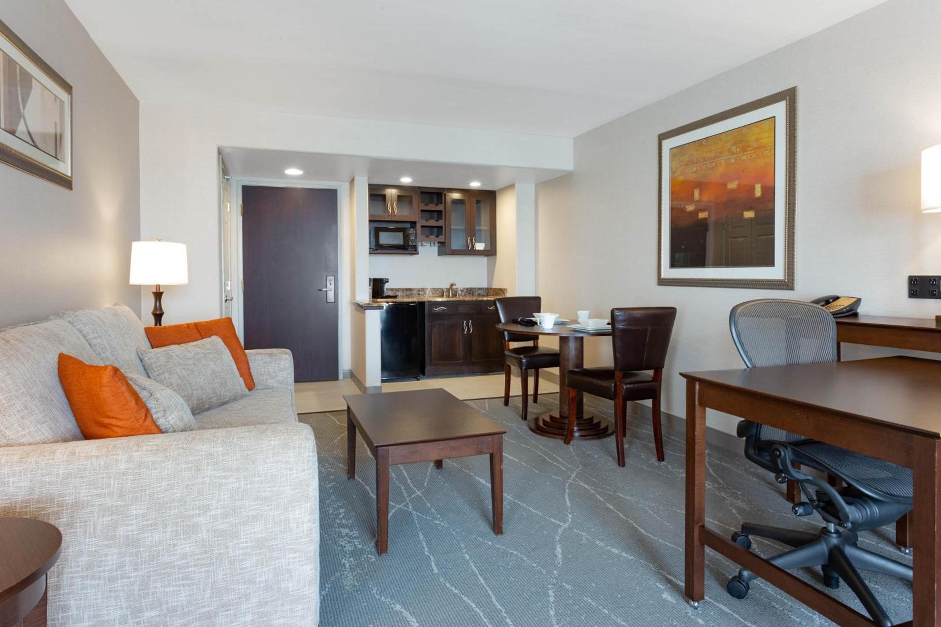 Wingate by Wyndham Tinley Park photo 60