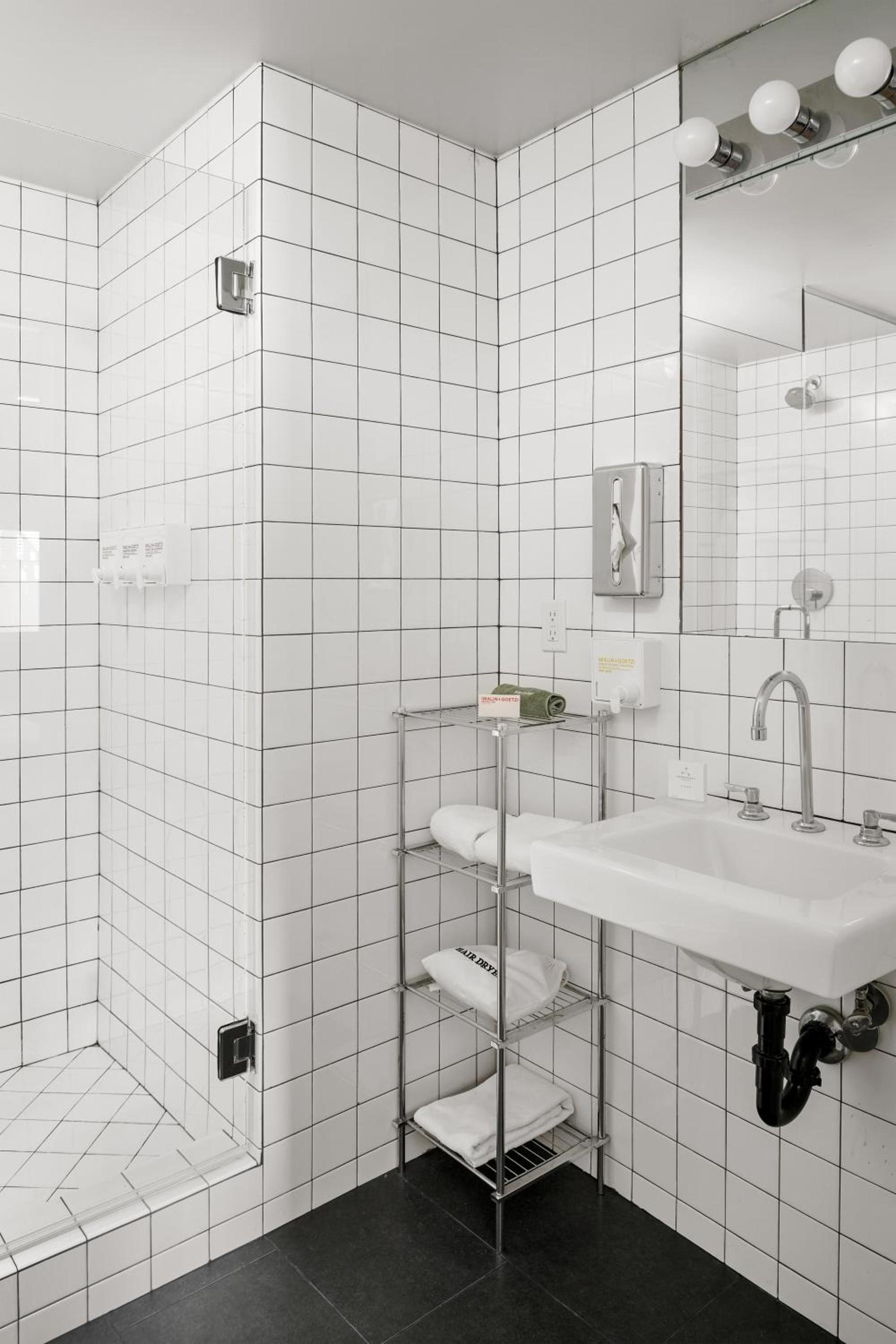 The Coachman Hotel photo 43