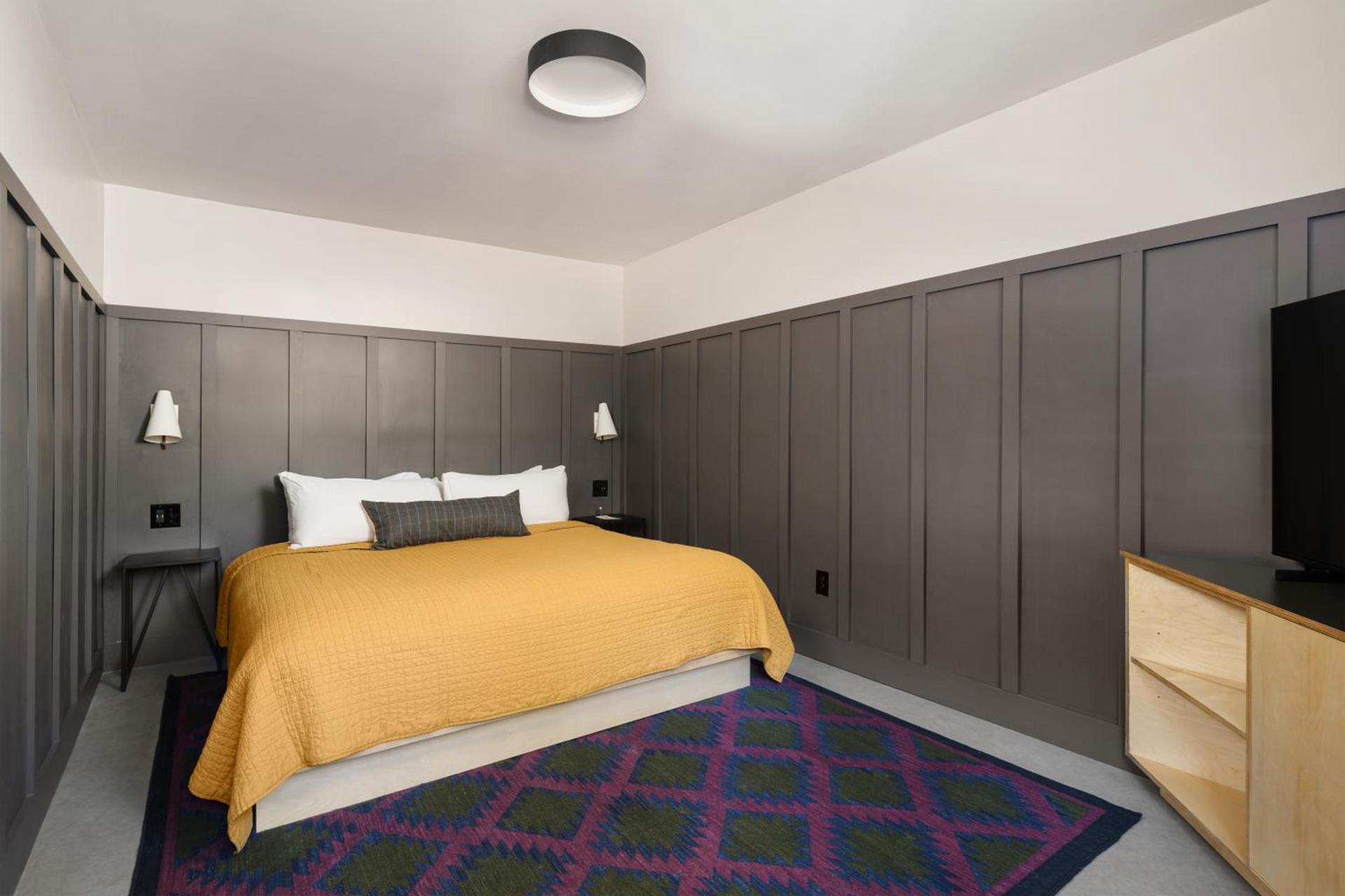 The Coachman Hotel photo 51