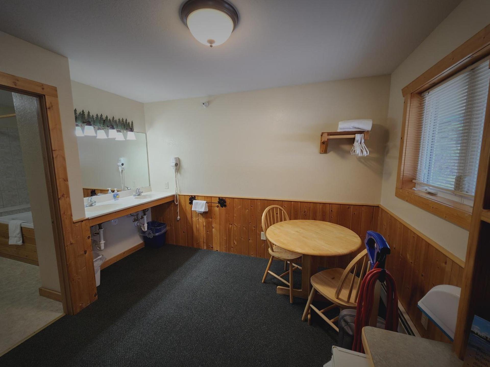 Viking Bay Resort and Lodge photo 23