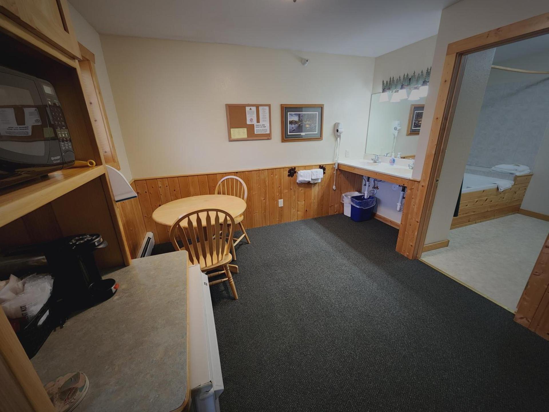 Viking Bay Resort and Lodge photo 37