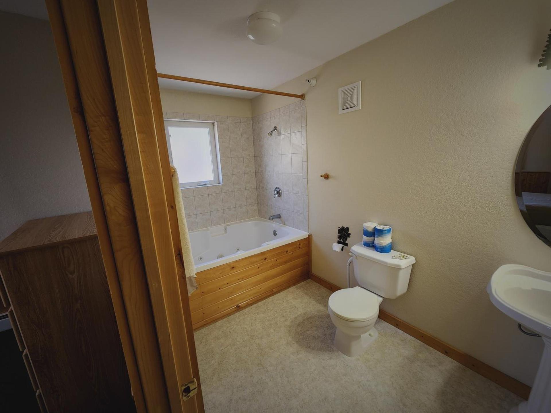 Viking Bay Resort and Lodge photo 49