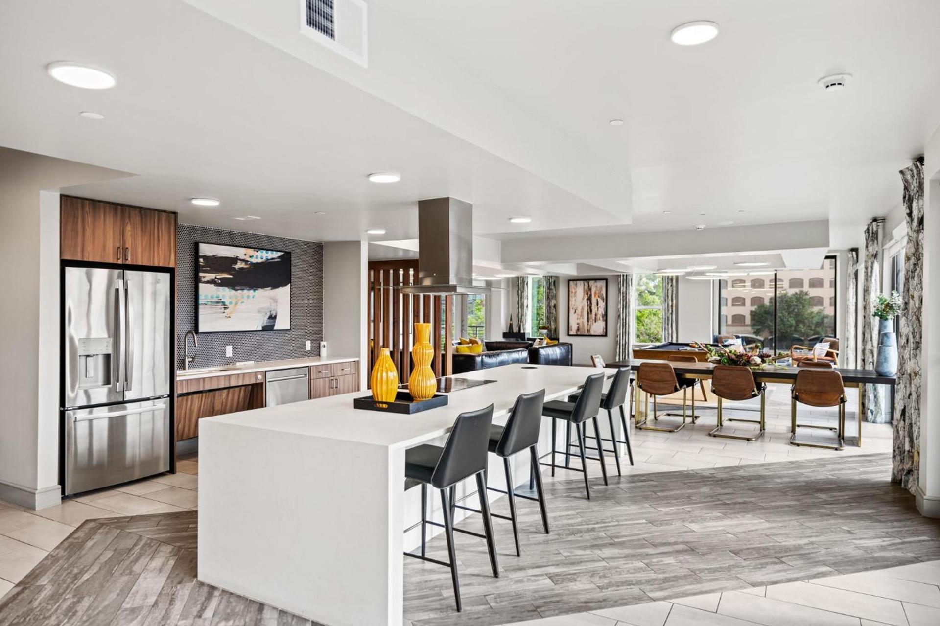 Placemakr Austin Downtown, Apartments by Hilton photo 48