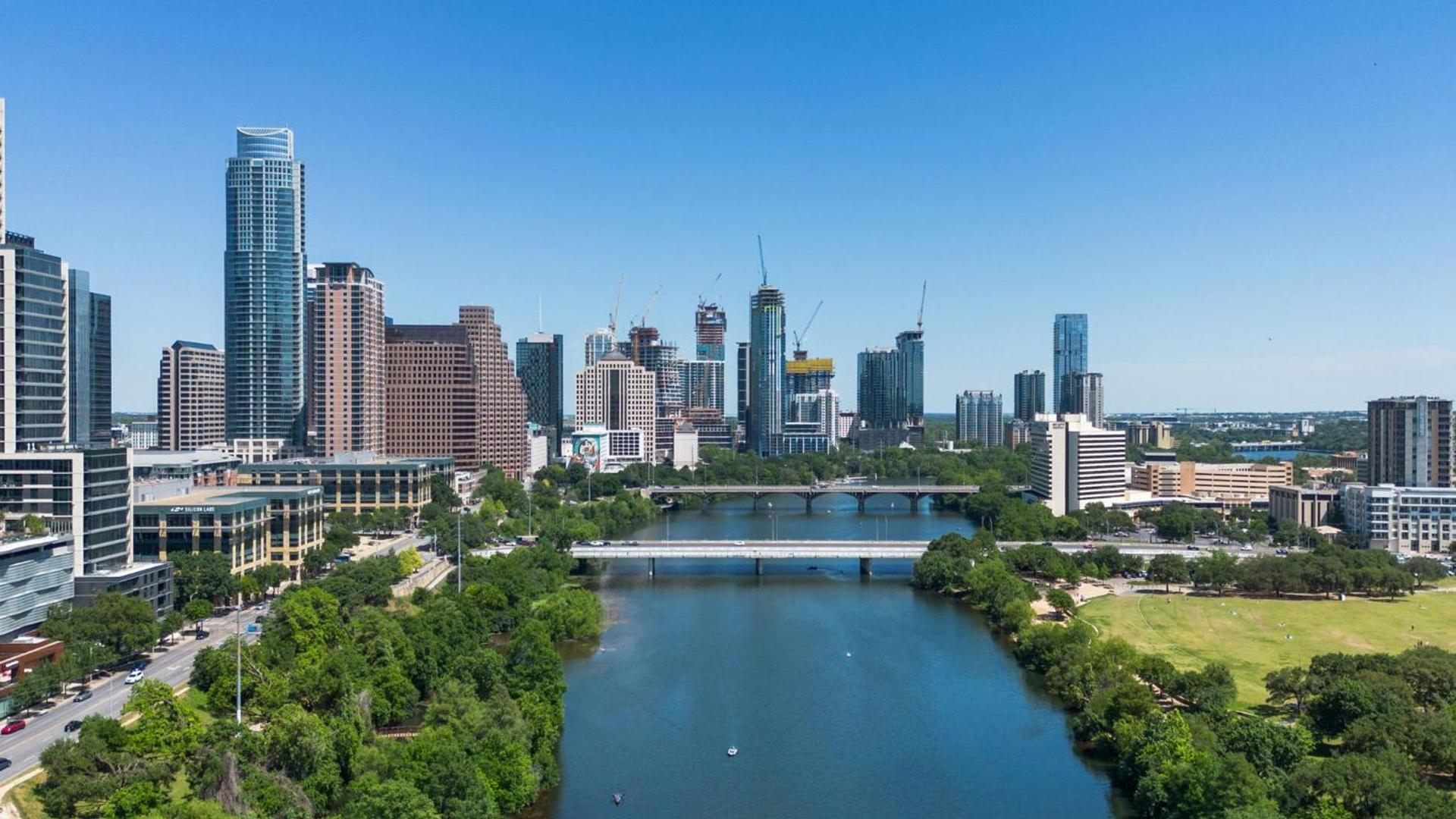 Placemakr Austin Downtown, Apartments by Hilton photo 70