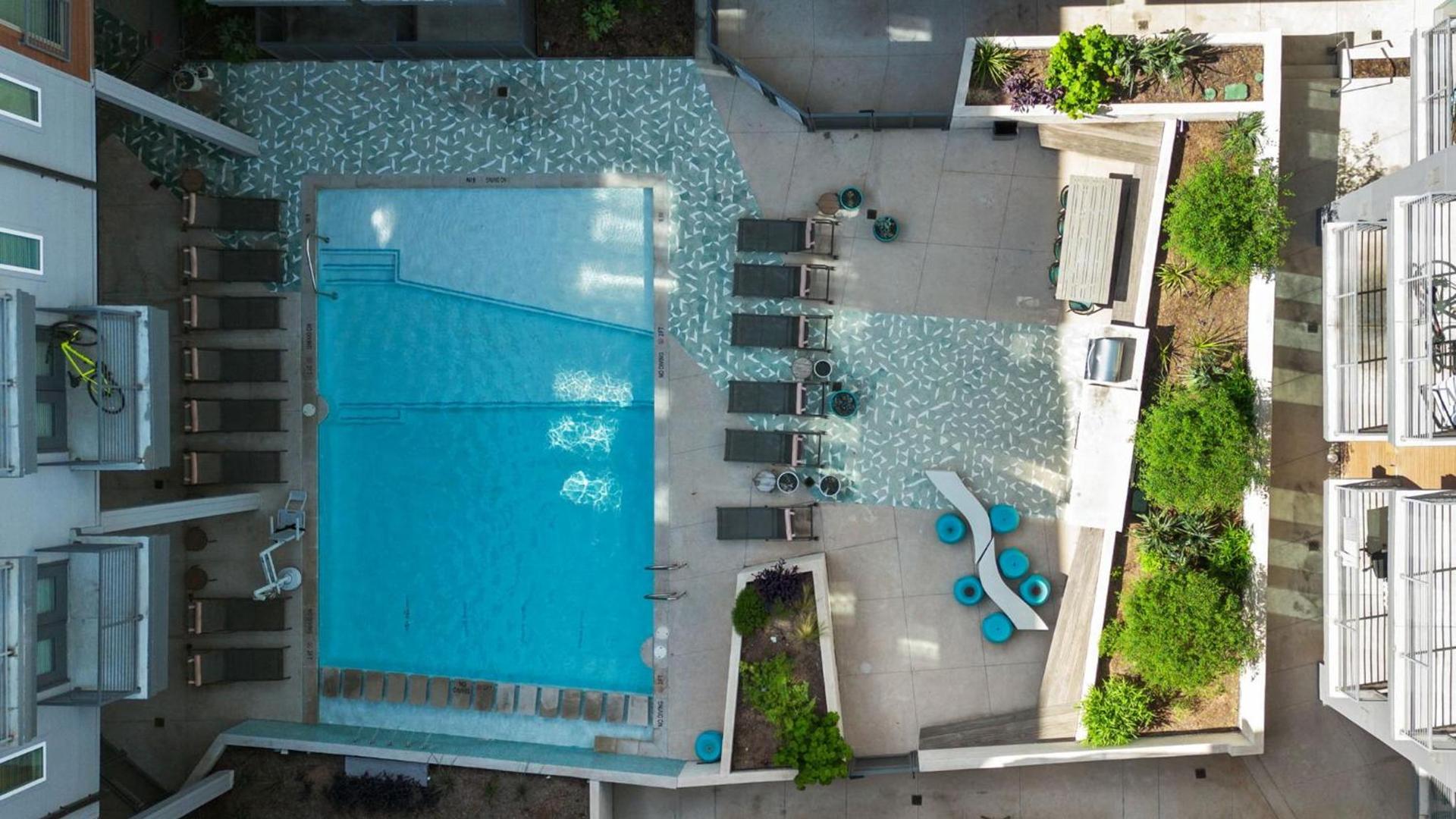 Placemakr Austin Downtown, Apartments by Hilton photo 7