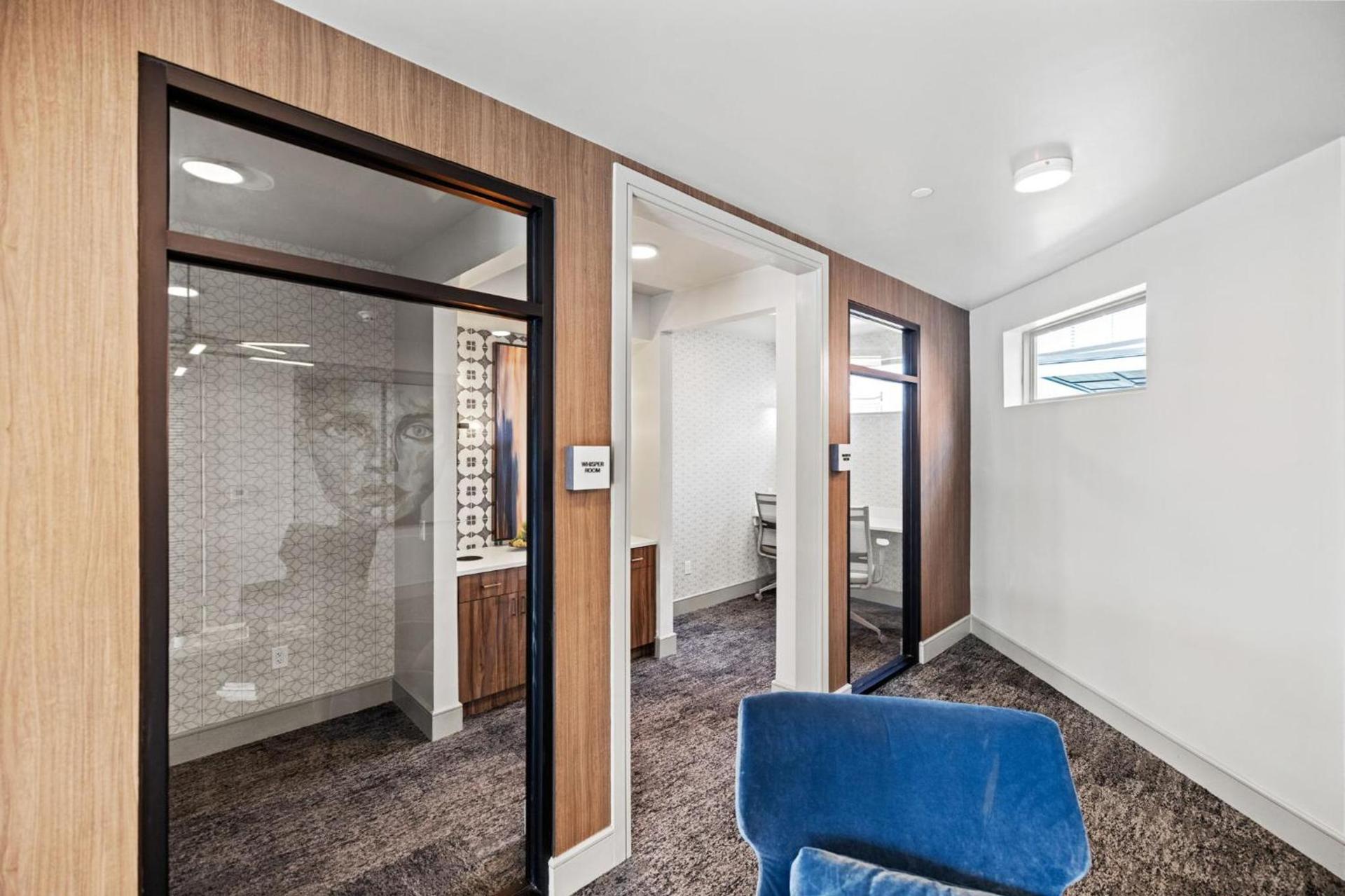 Placemakr Austin Downtown, Apartments by Hilton photo 33