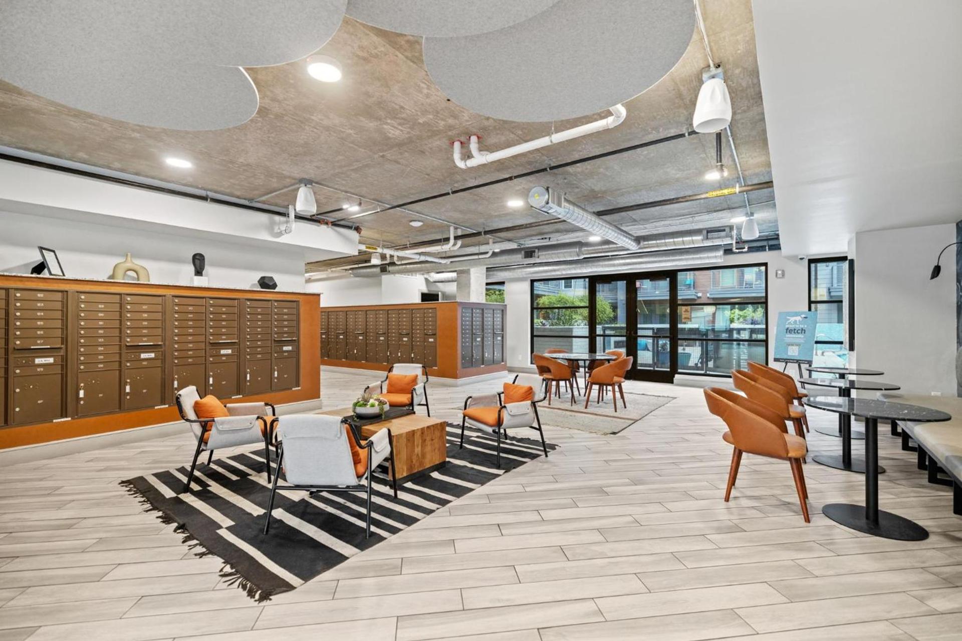 Placemakr Austin Downtown, Apartments by Hilton photo 9