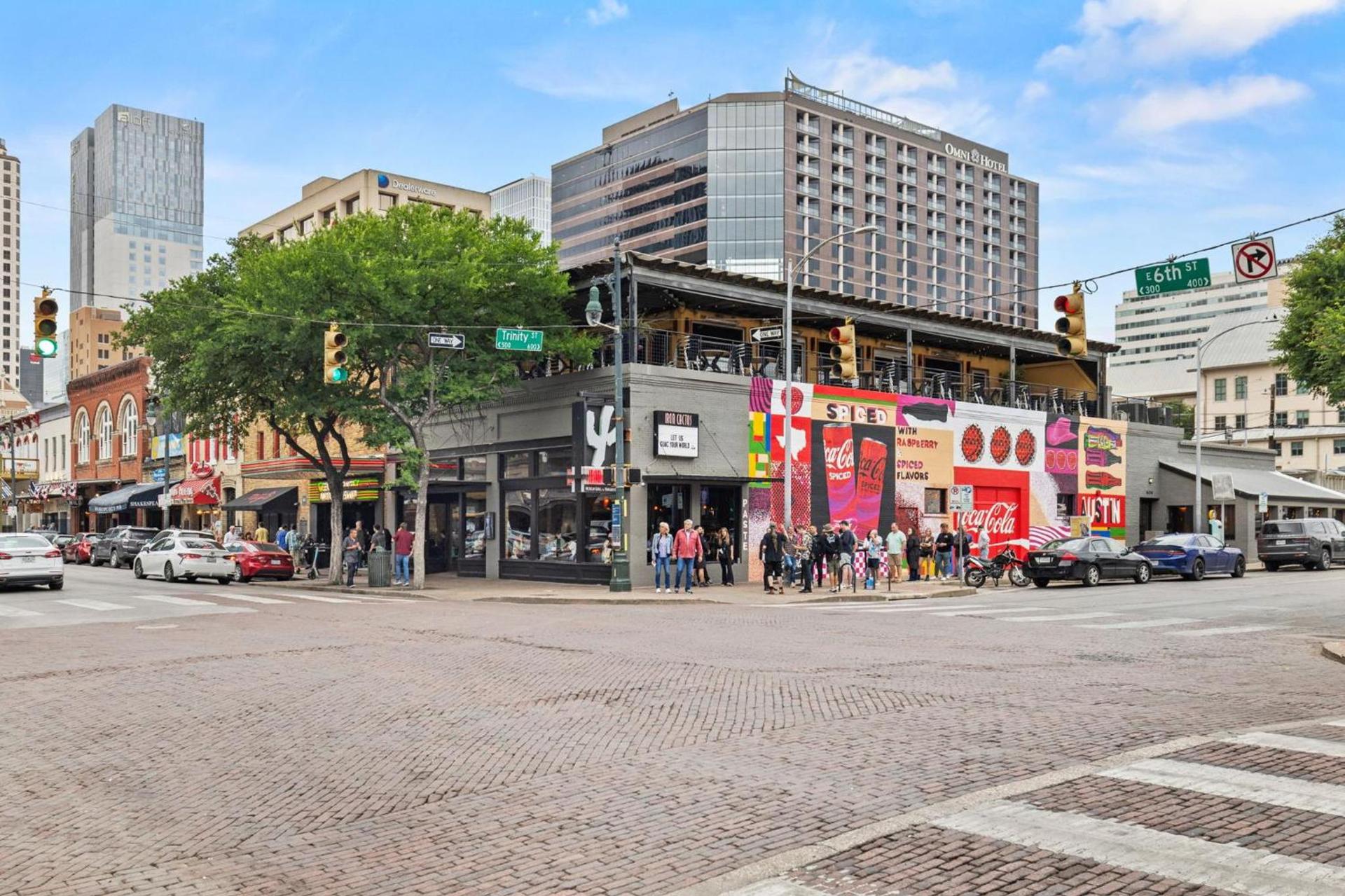 Placemakr Austin Downtown, Apartments by Hilton photo 53
