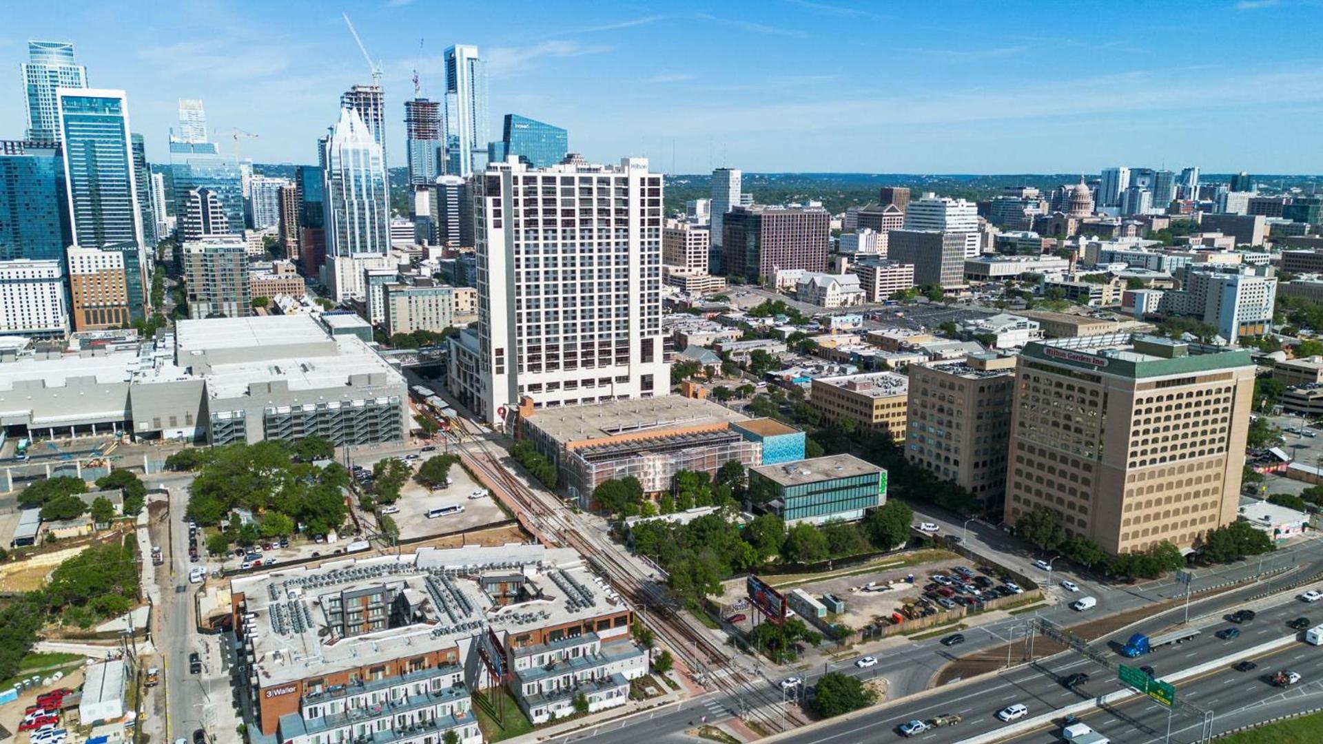 Placemakr Austin Downtown, Apartments by Hilton photo 57