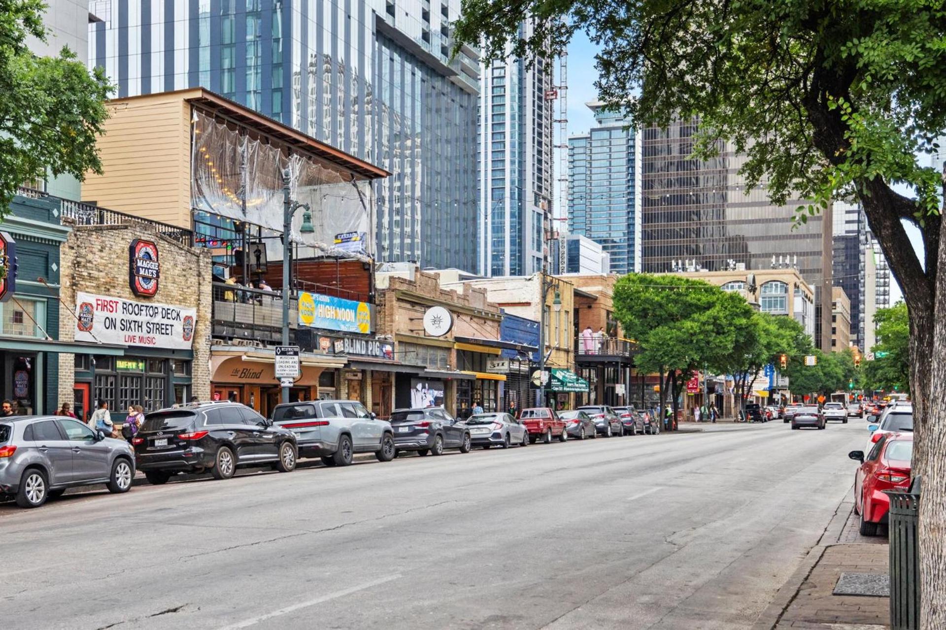 Placemakr Austin Downtown, Apartments by Hilton photo 60
