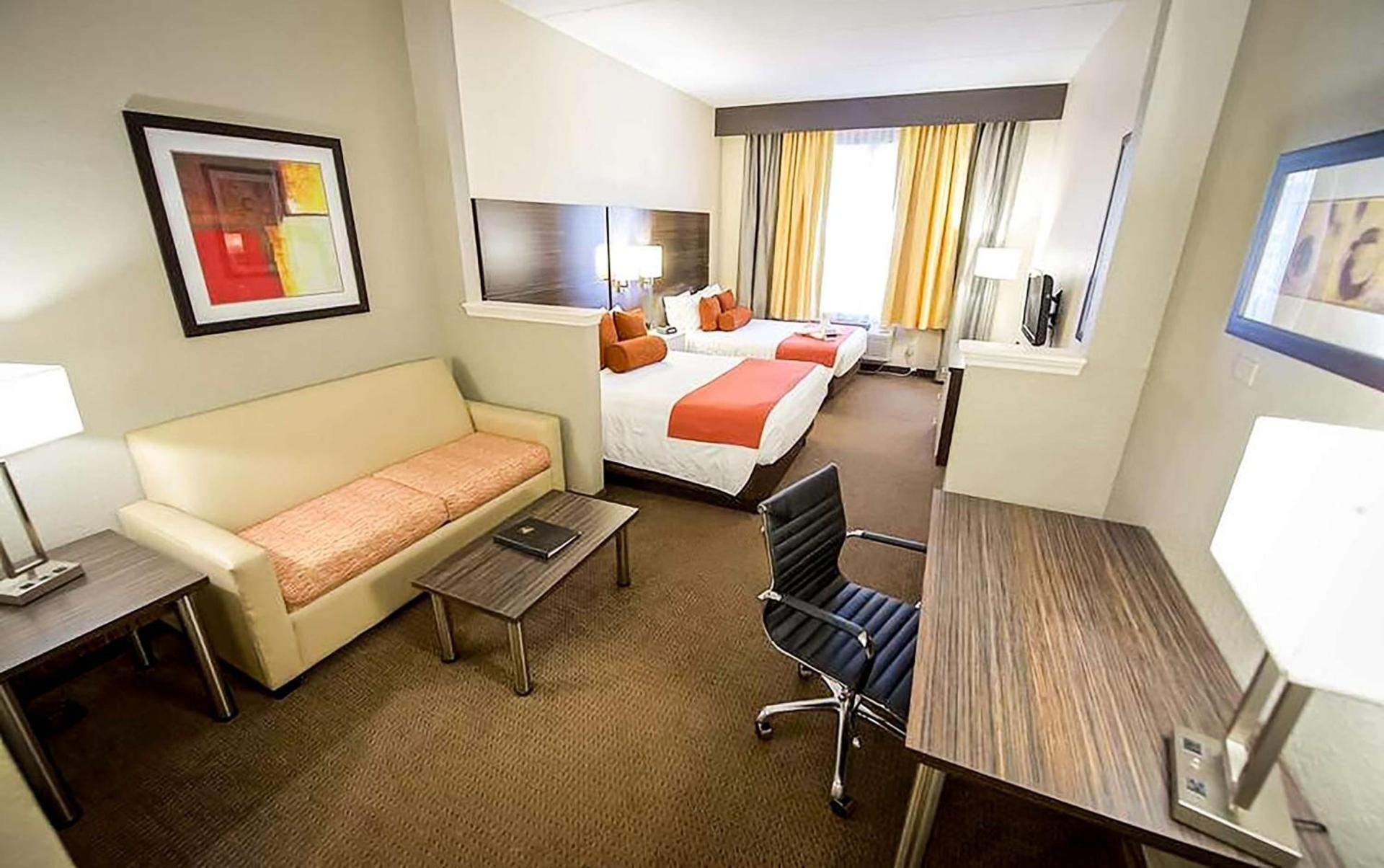 Sonesta Essential Orlando Airport photo 7