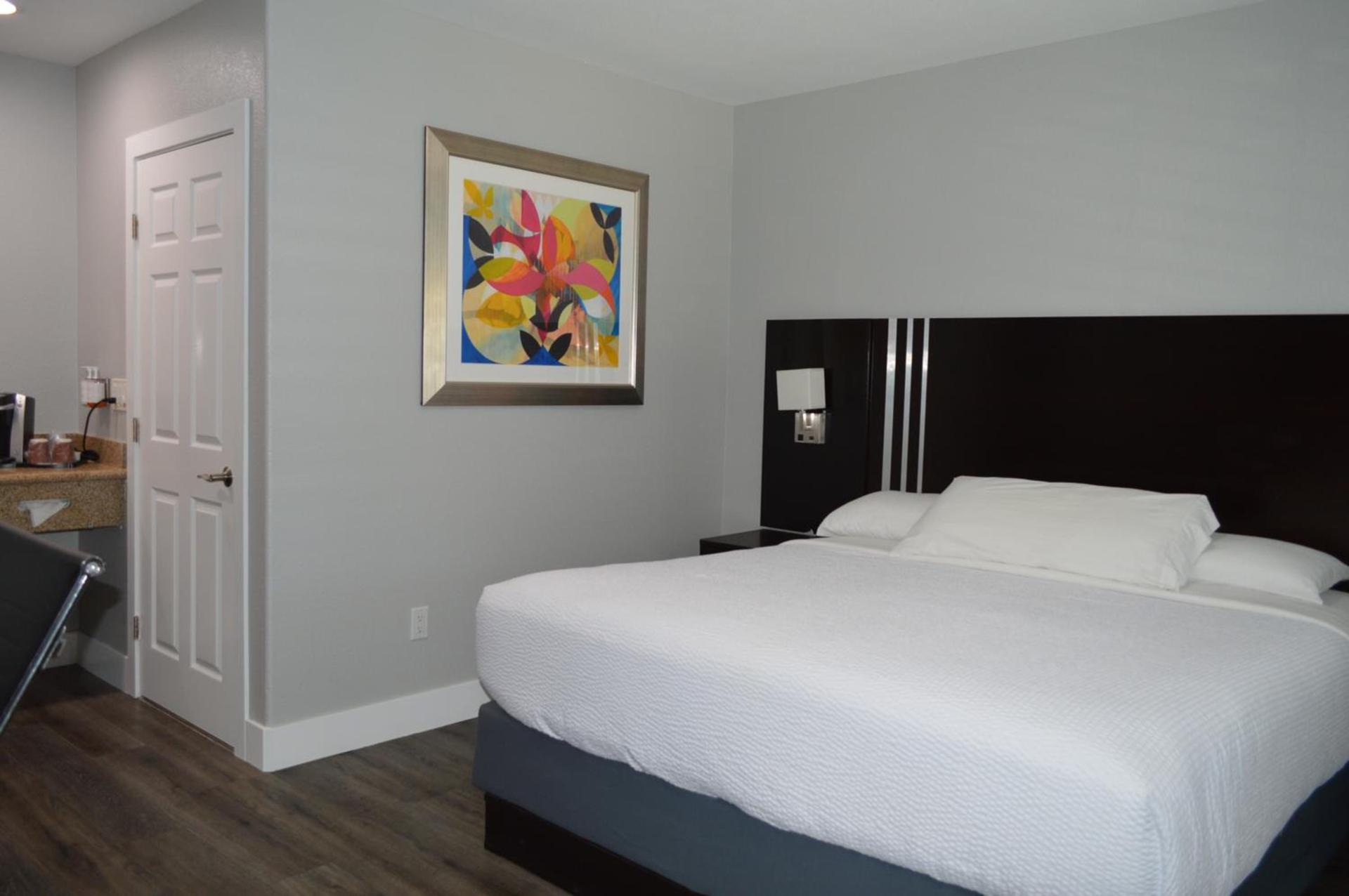 Fairview Inn & Suites photo 73