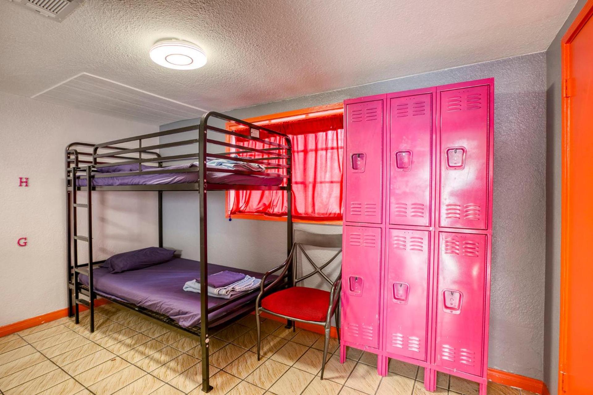 Sin City Hostel photo 3