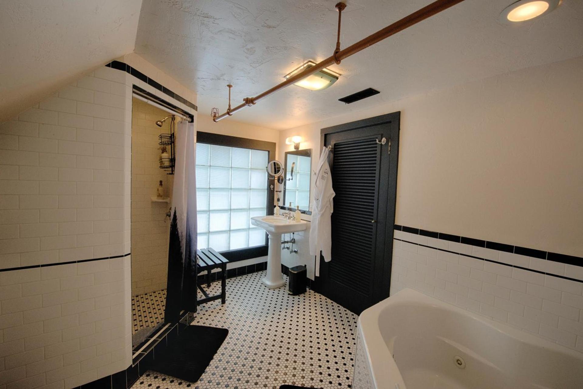 Historic Tapoco Lodge Resort photo 43