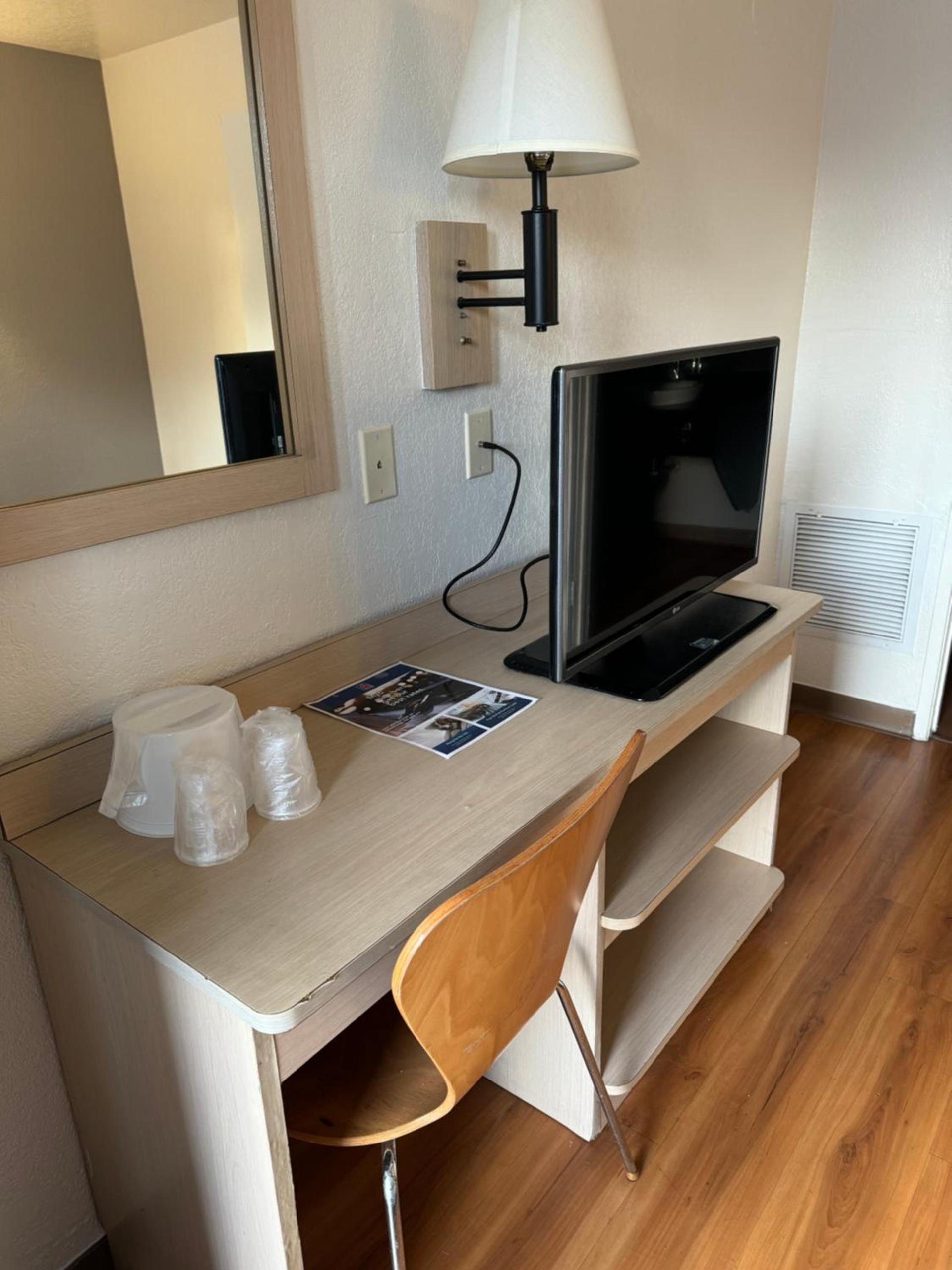 Motel 6-Stanton, CA- Anaheim West photo 82