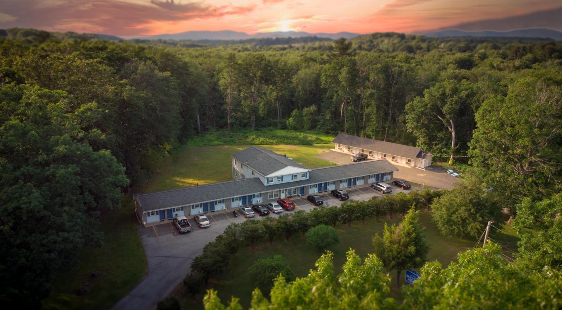 Granby Motel photo 1