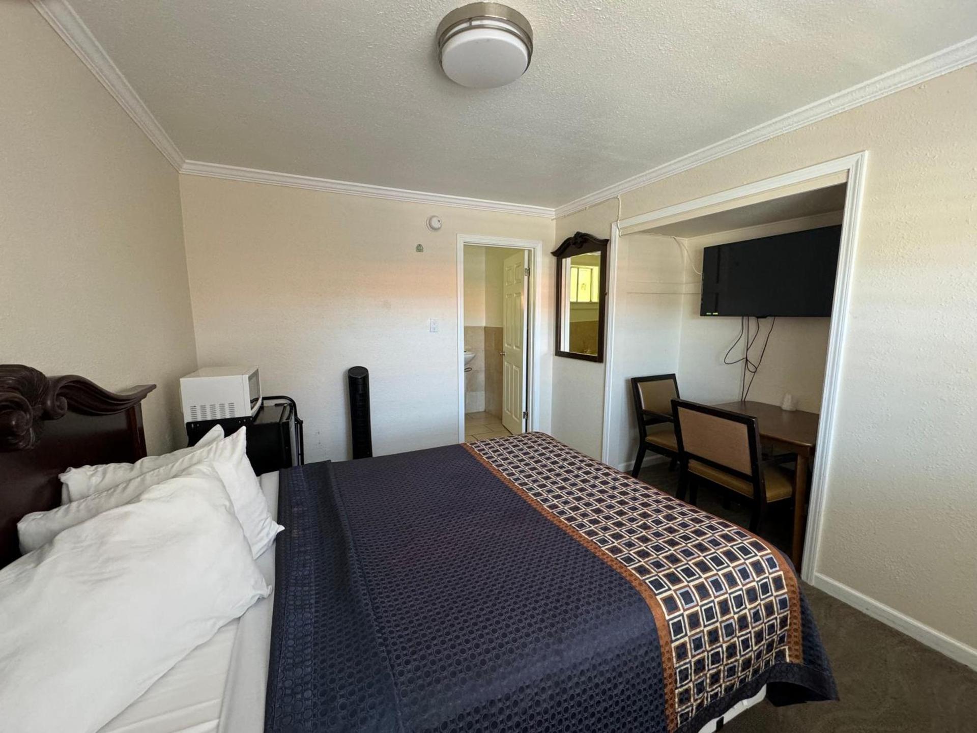 Tamalpais Motel photo 18