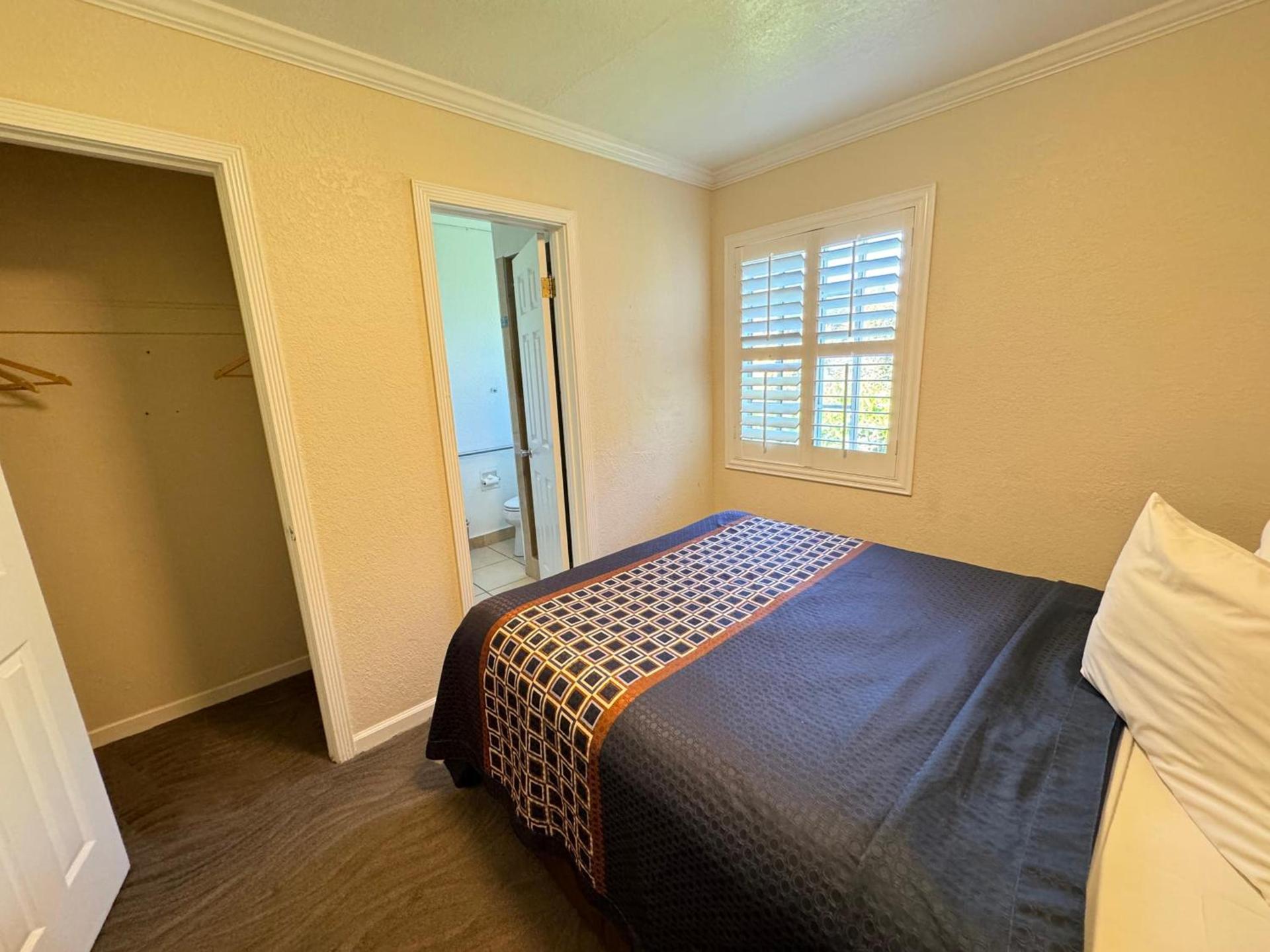Tamalpais Motel photo 22