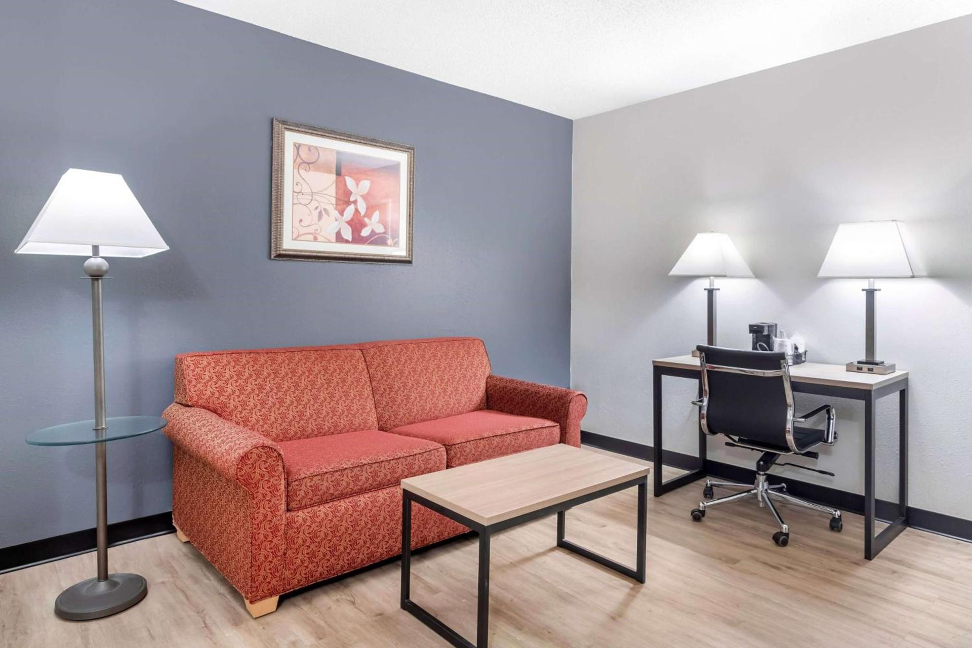 Baymont by Wyndham Kennesaw photo 19