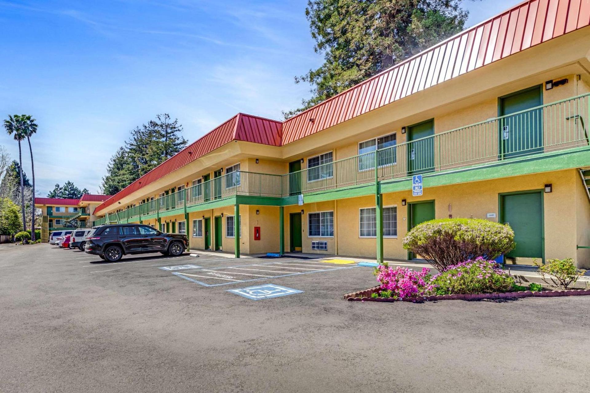 Quality Inn Santa Cruz Downtown Area photo 3