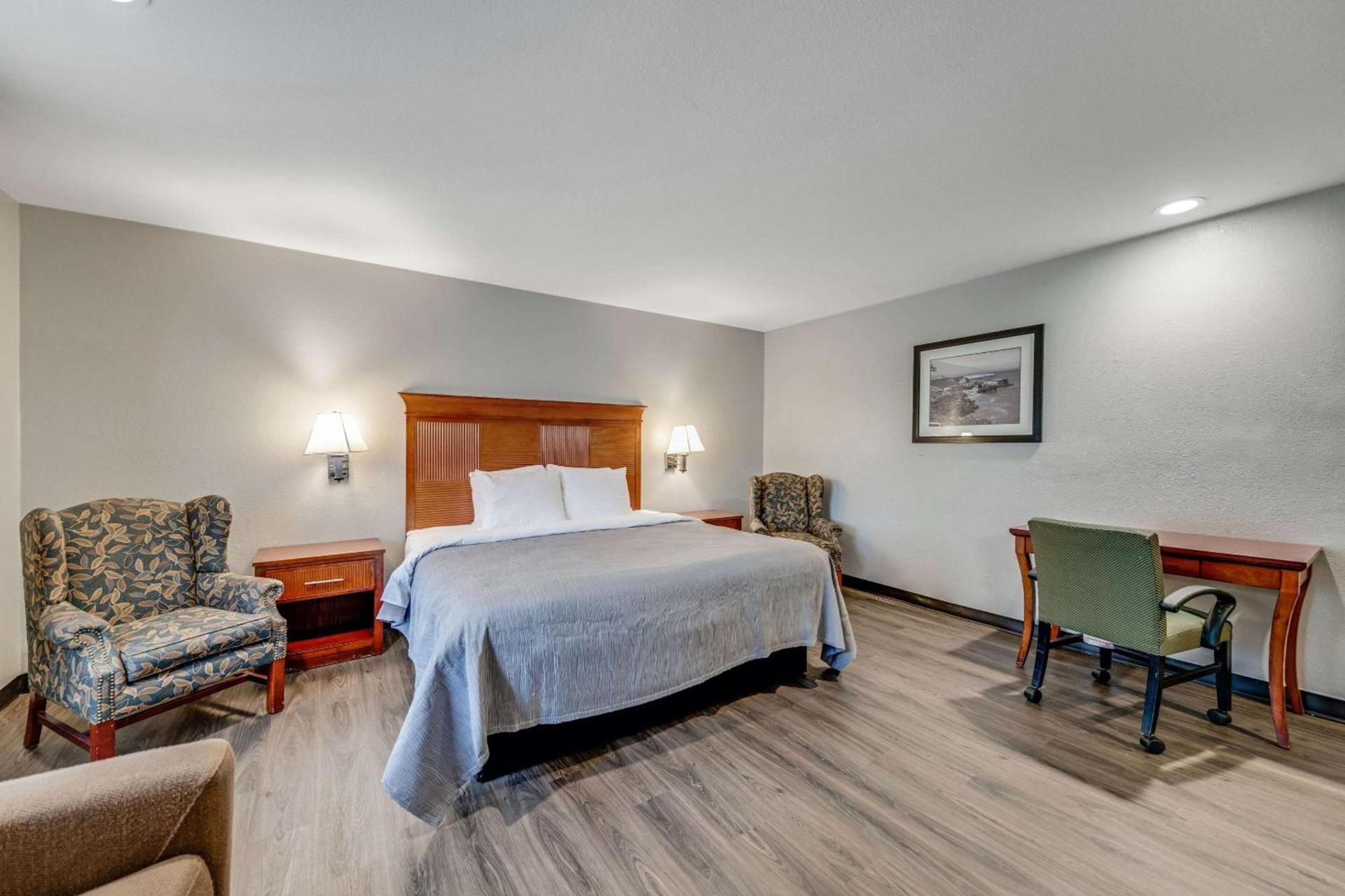 Quality Inn Santa Cruz Downtown Area photo 17