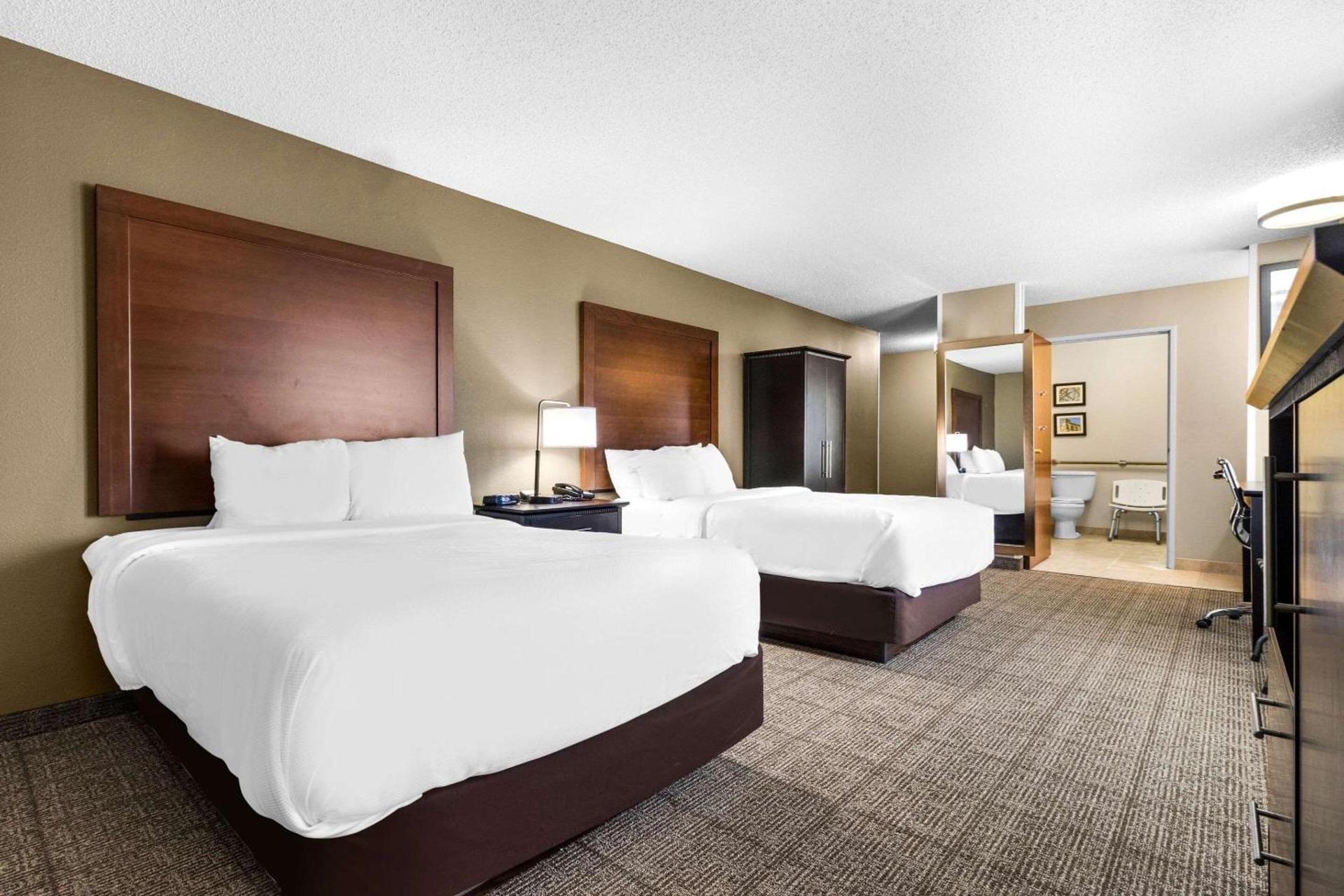 Comfort Inn Evansville East photo 12