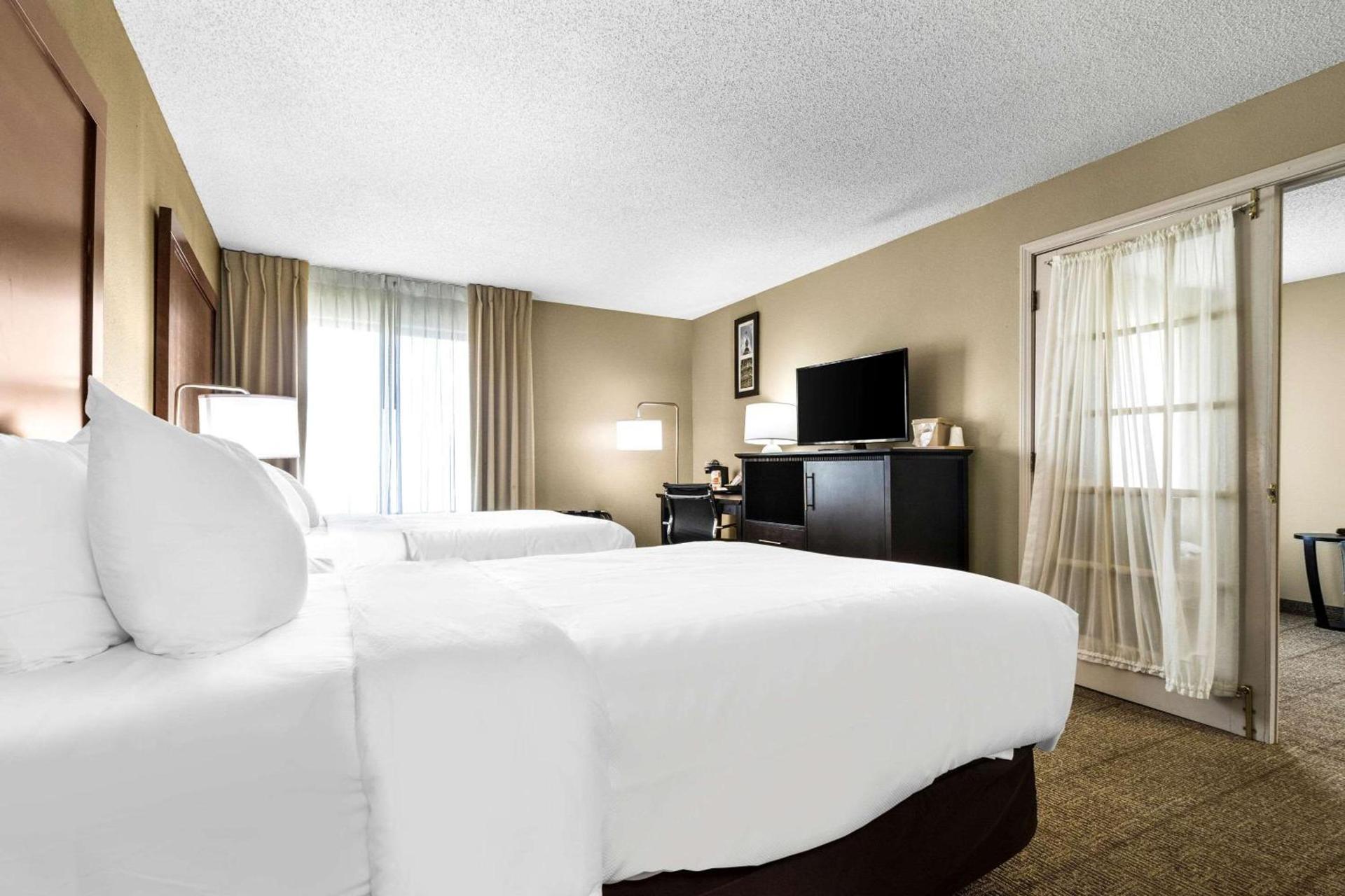 Comfort Inn Evansville East photo 17